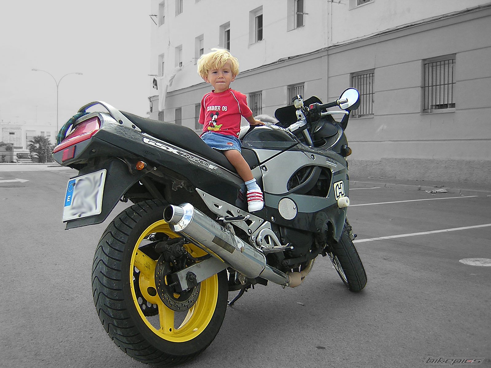 Photo 687728
