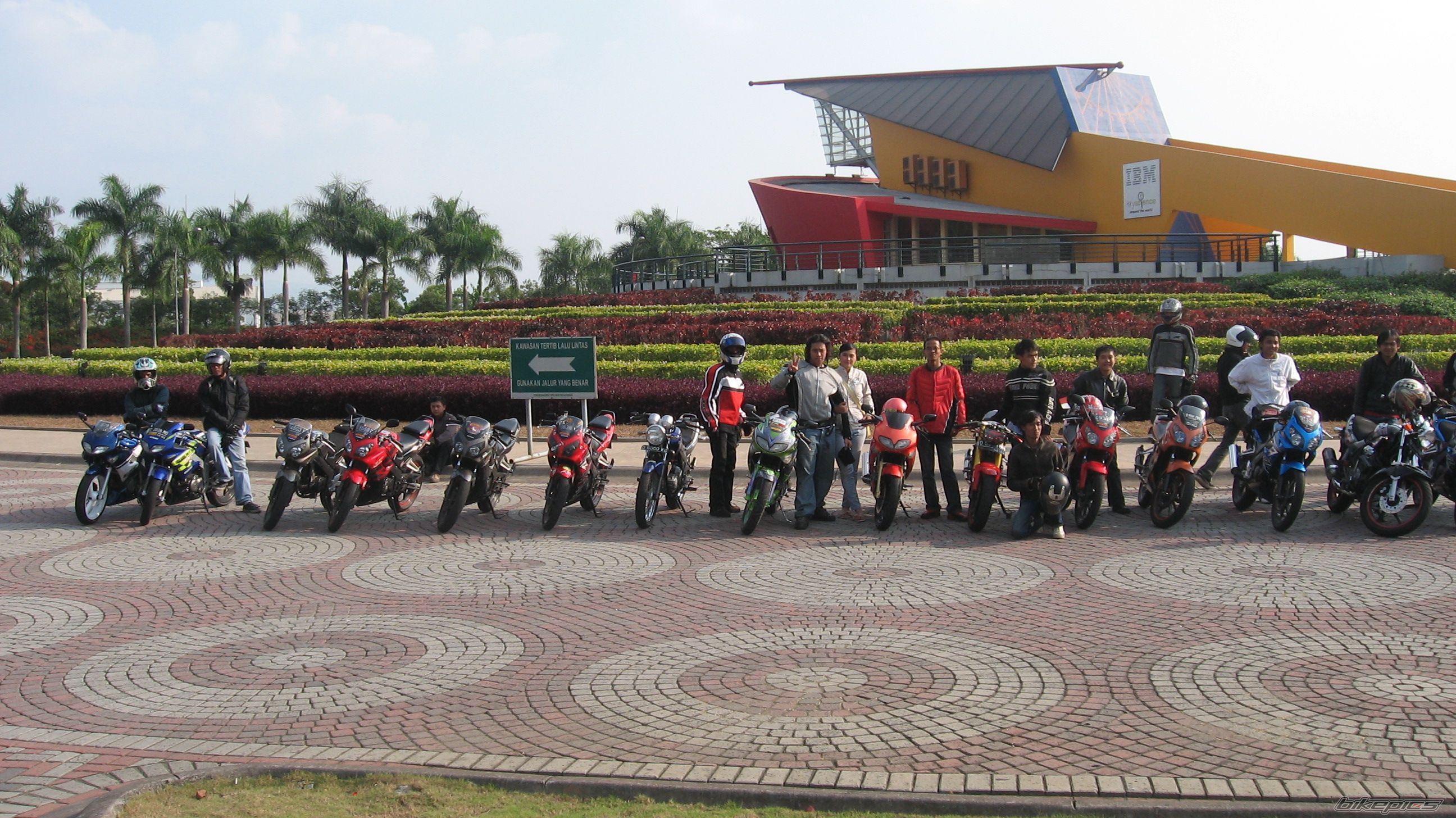 Bike Photo 688038