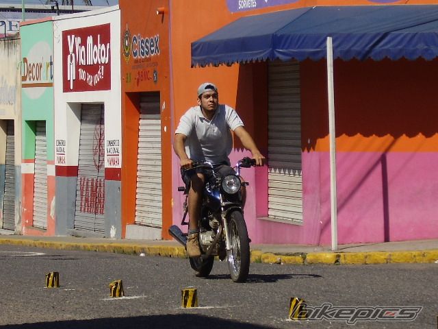 Photo 688248