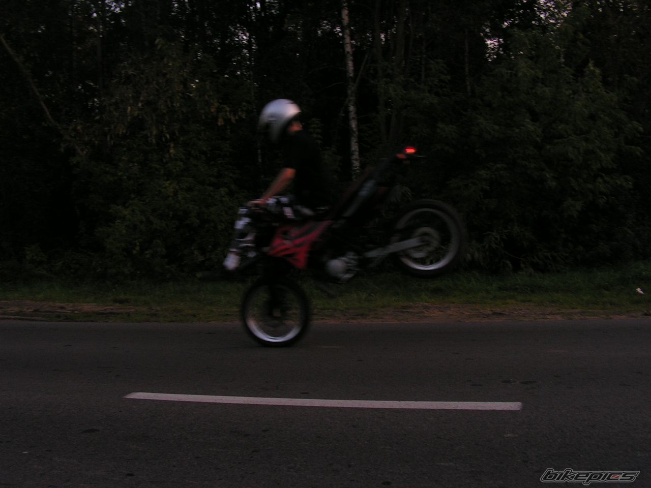 Photo 688615