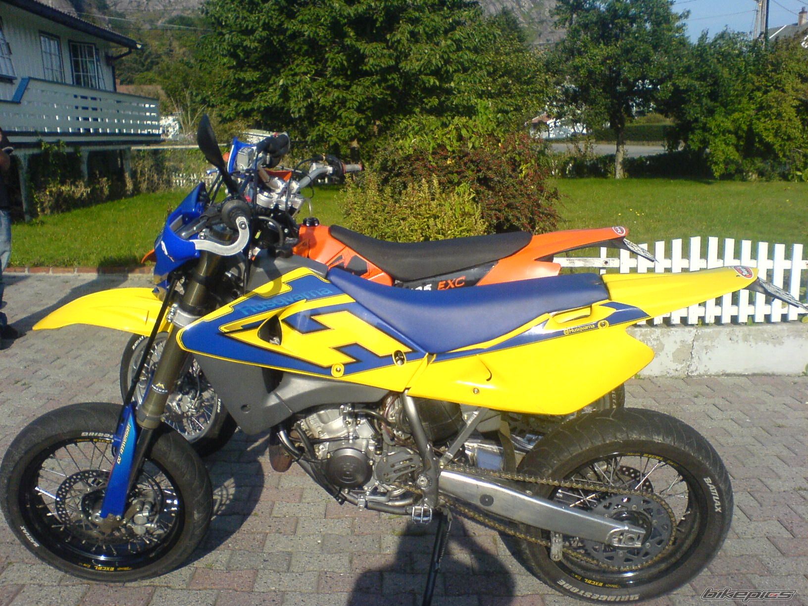 Bike Photo 688895