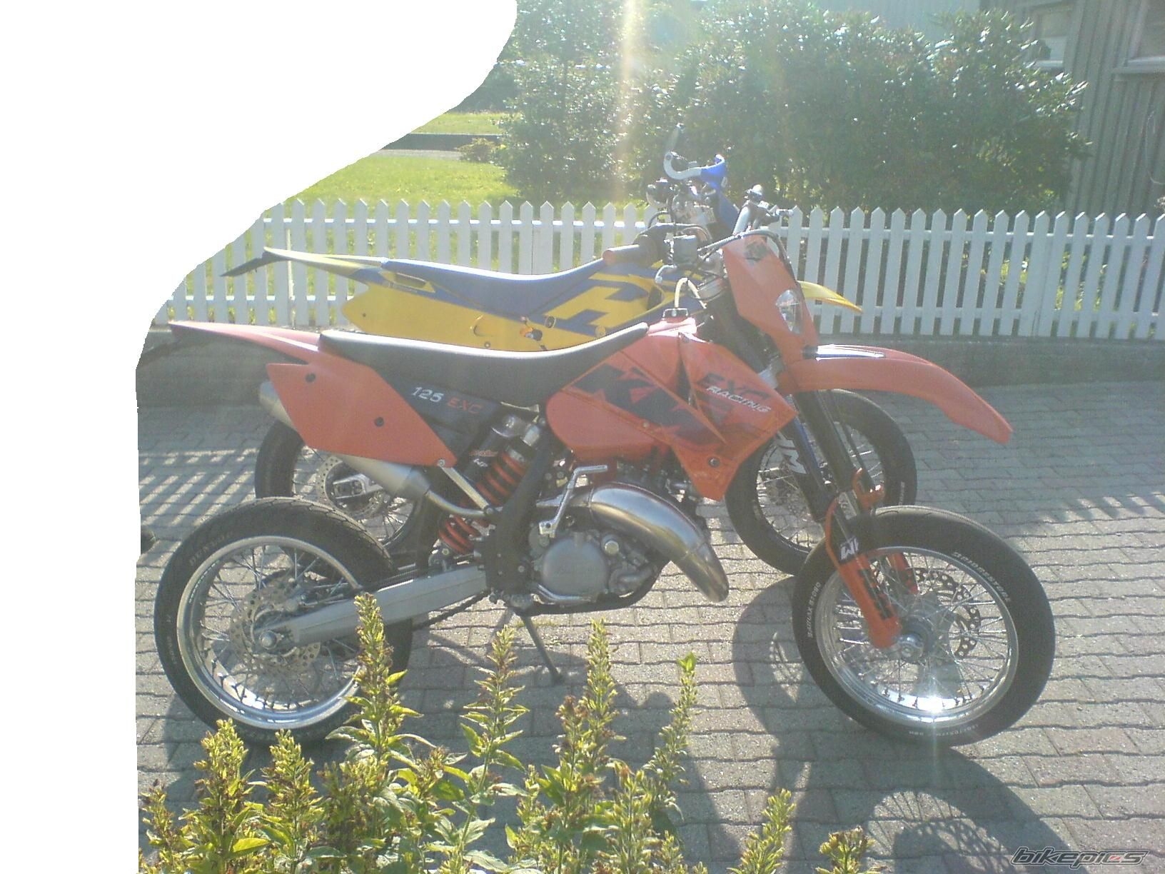 Bike Photo 688896