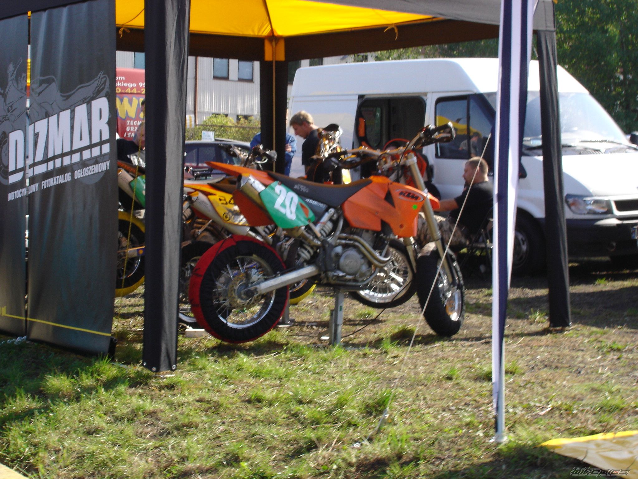 Photo 688983