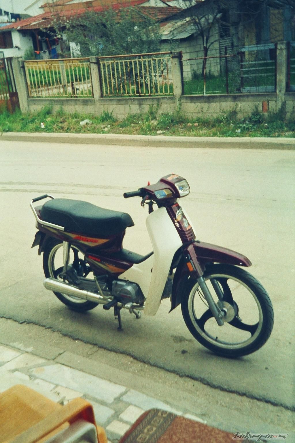 Photo 689692