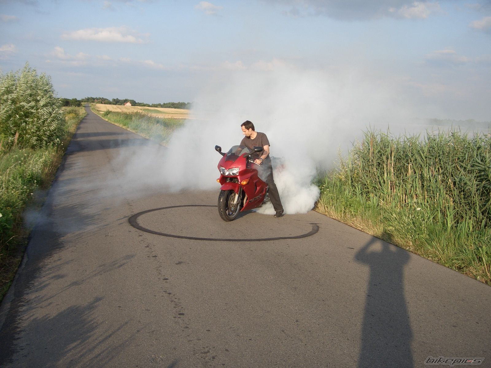 Bike Photo 689715