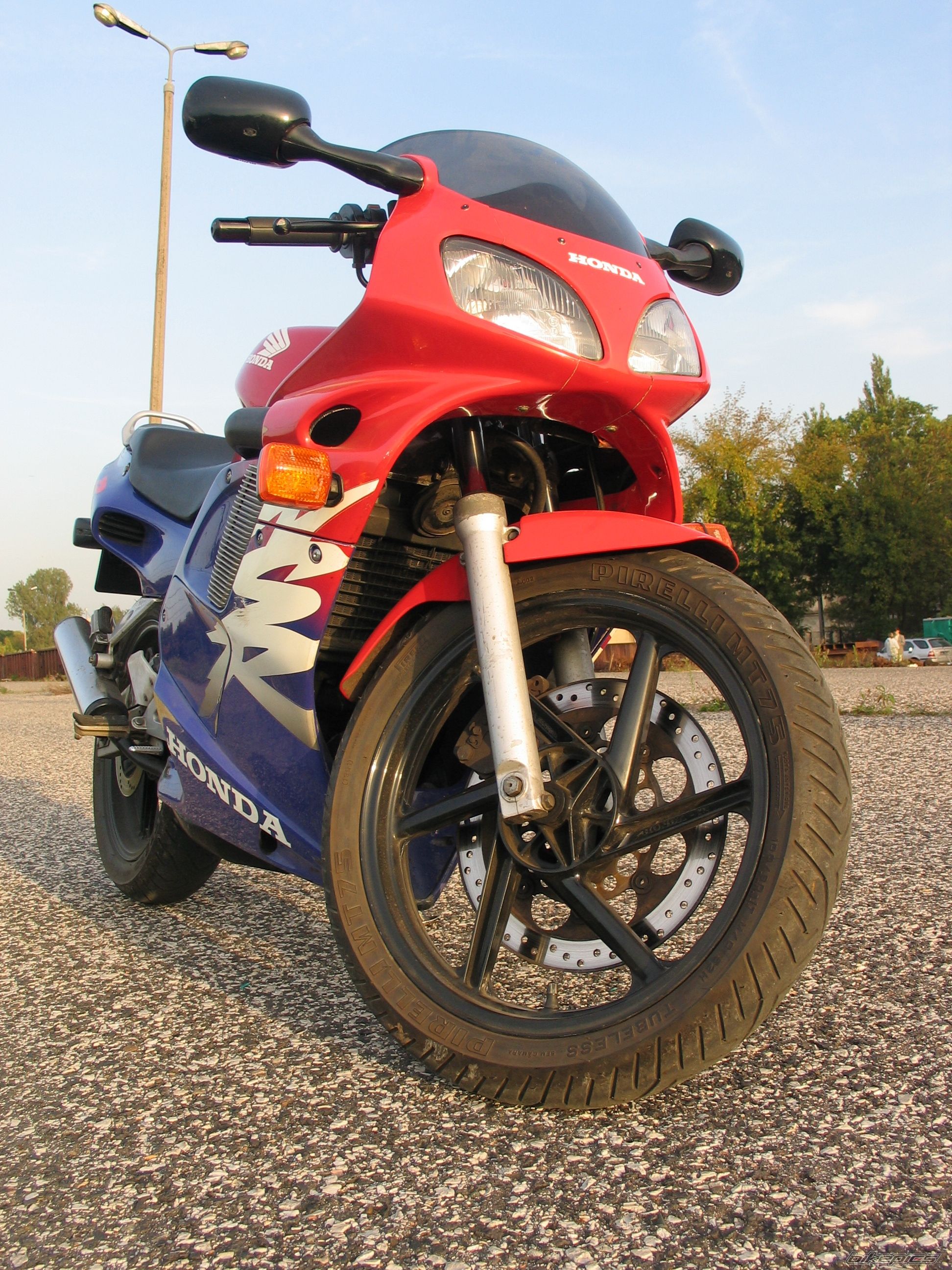 Bike Photo 689818