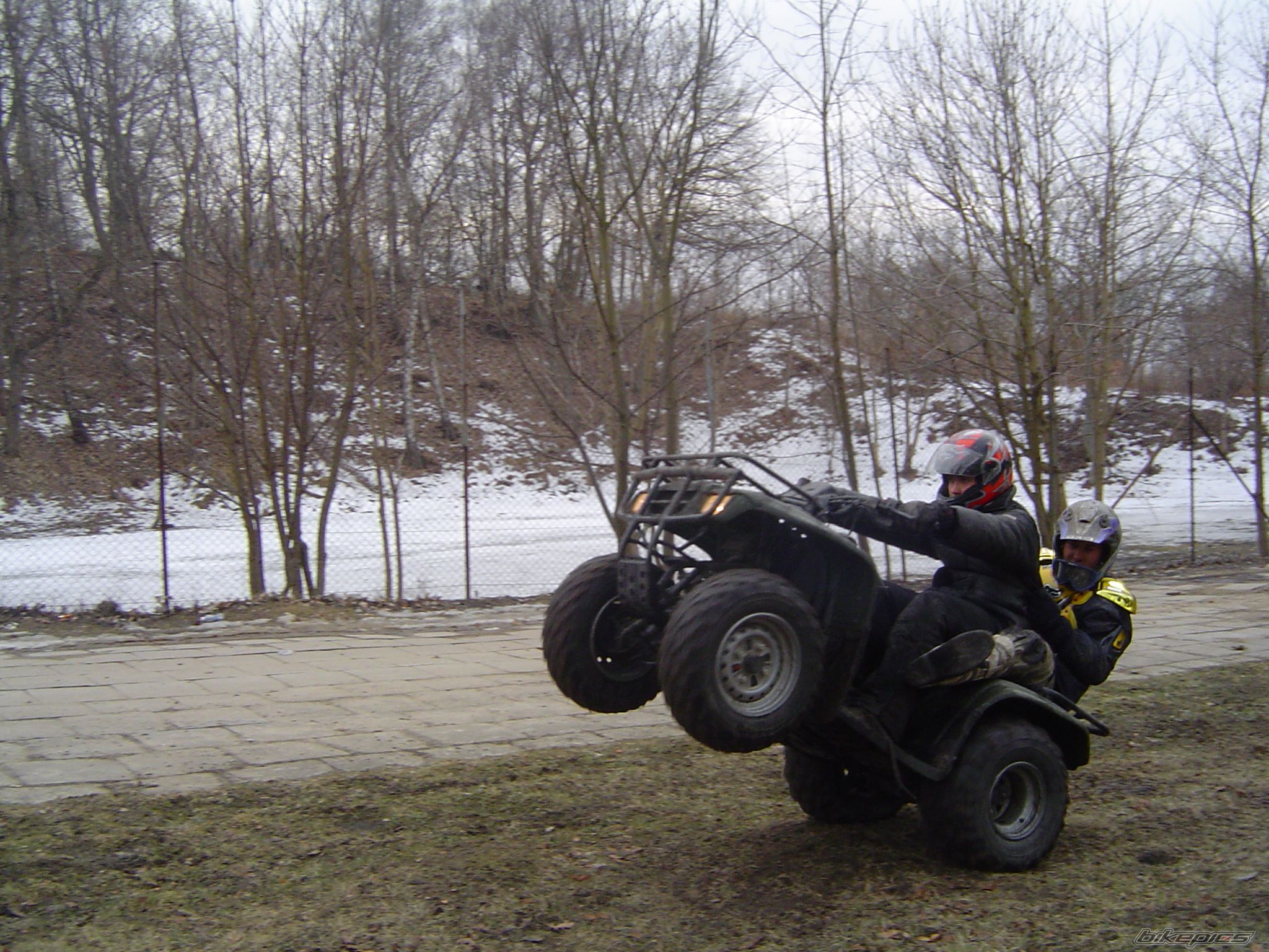 Bike Photo 689976