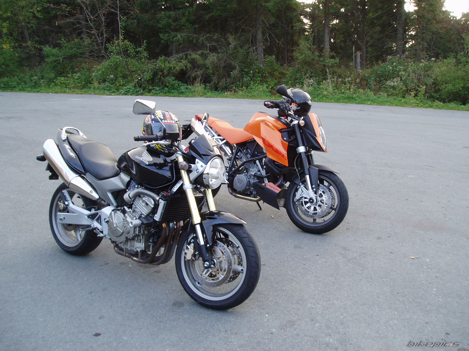 Photo 690074