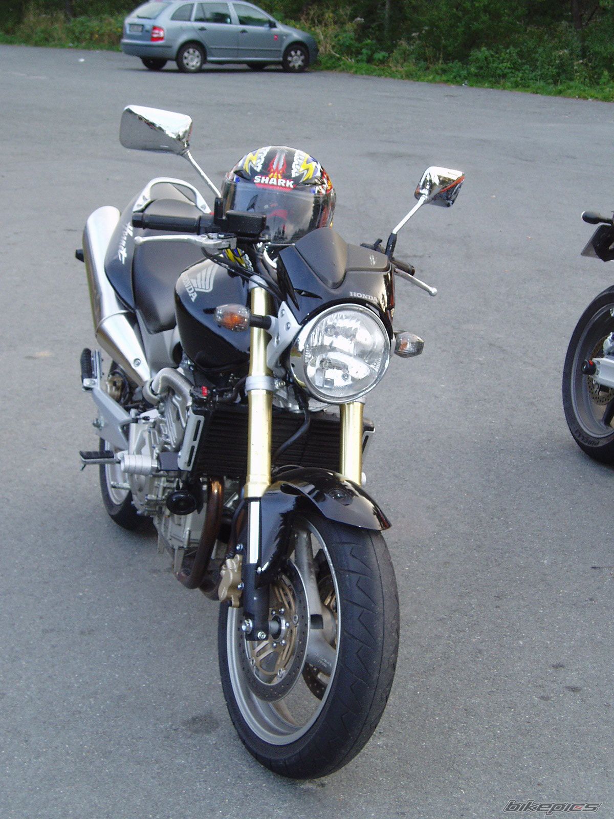 Photo 690075
