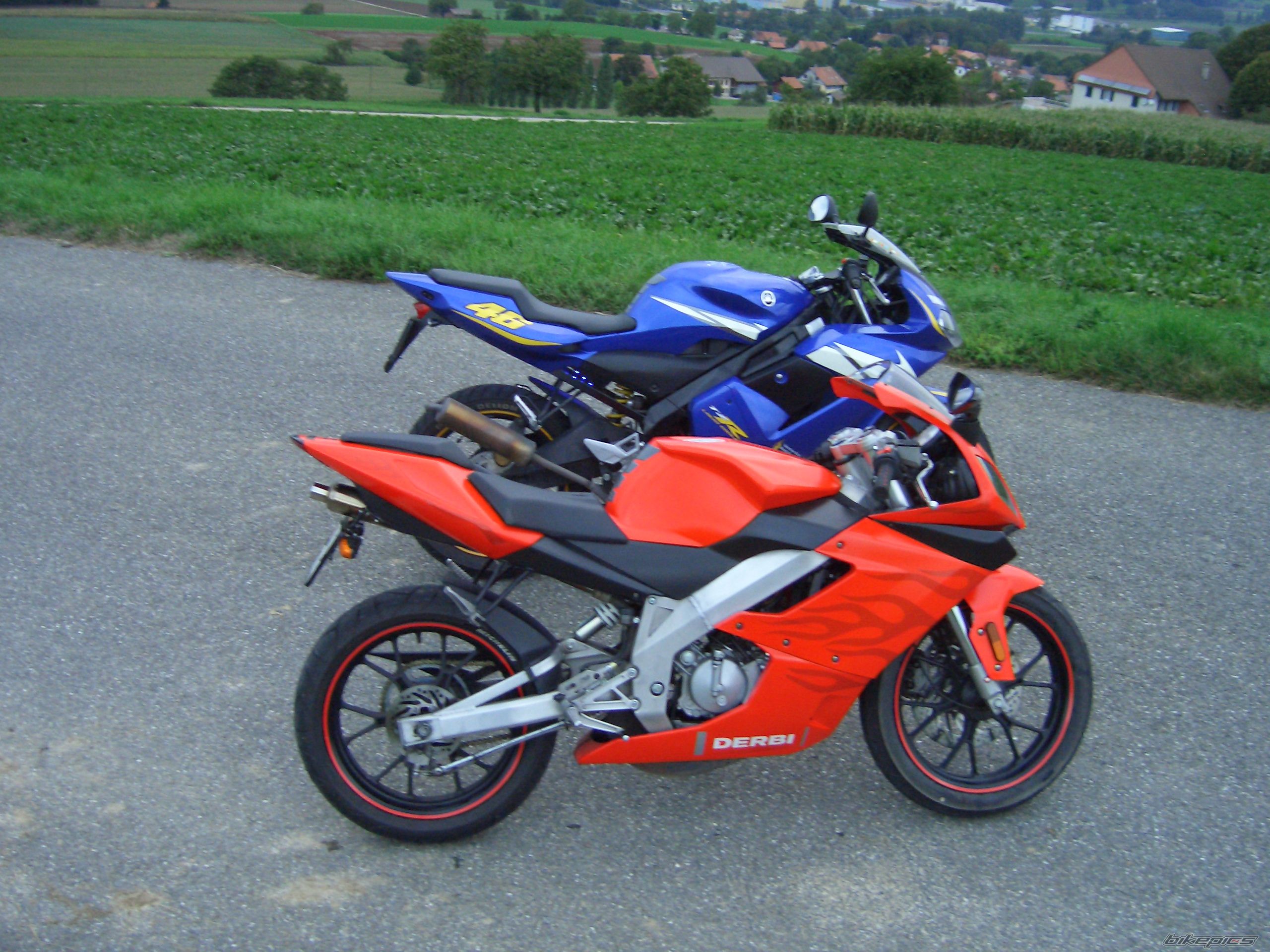 Bike Photo 690889