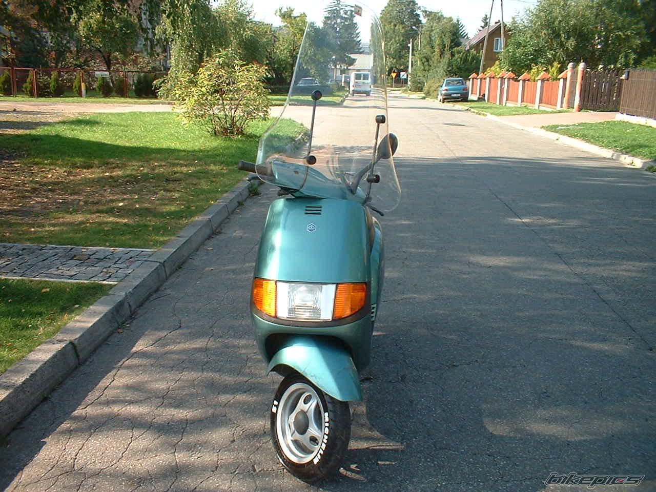 Photo 691157