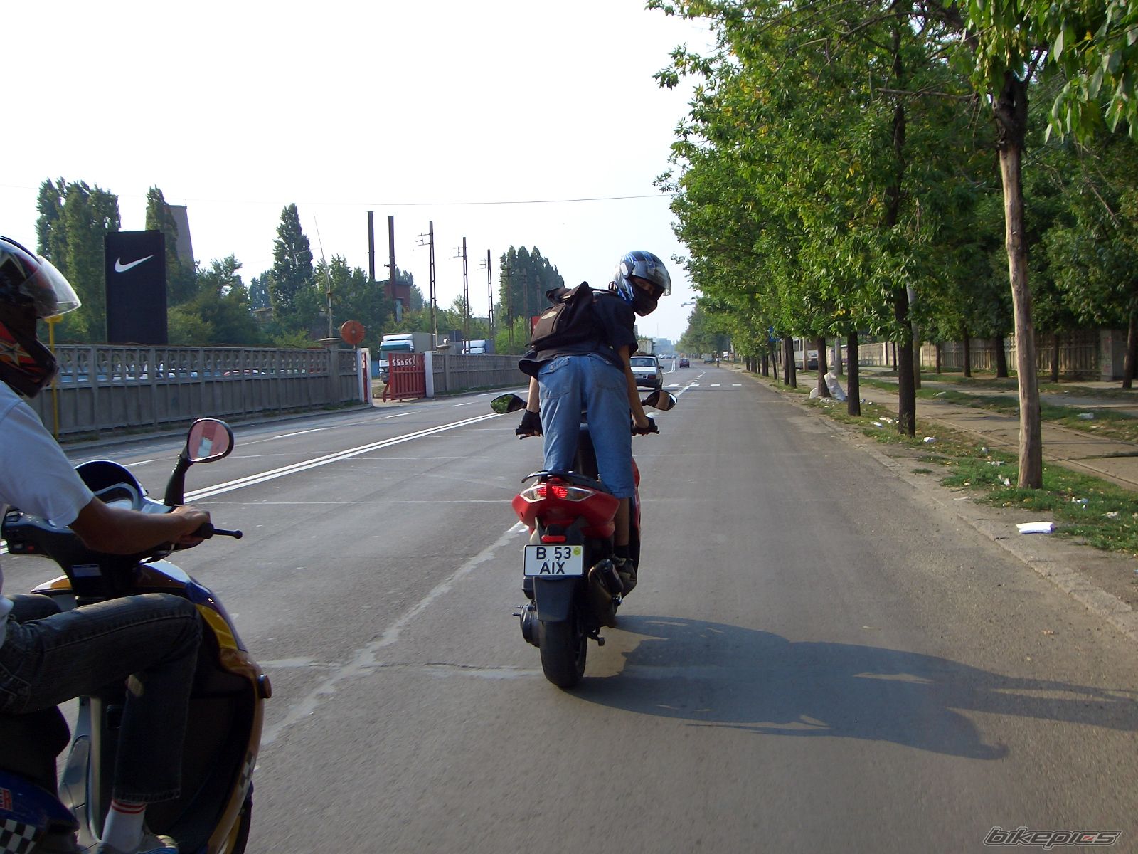 Photo 692008