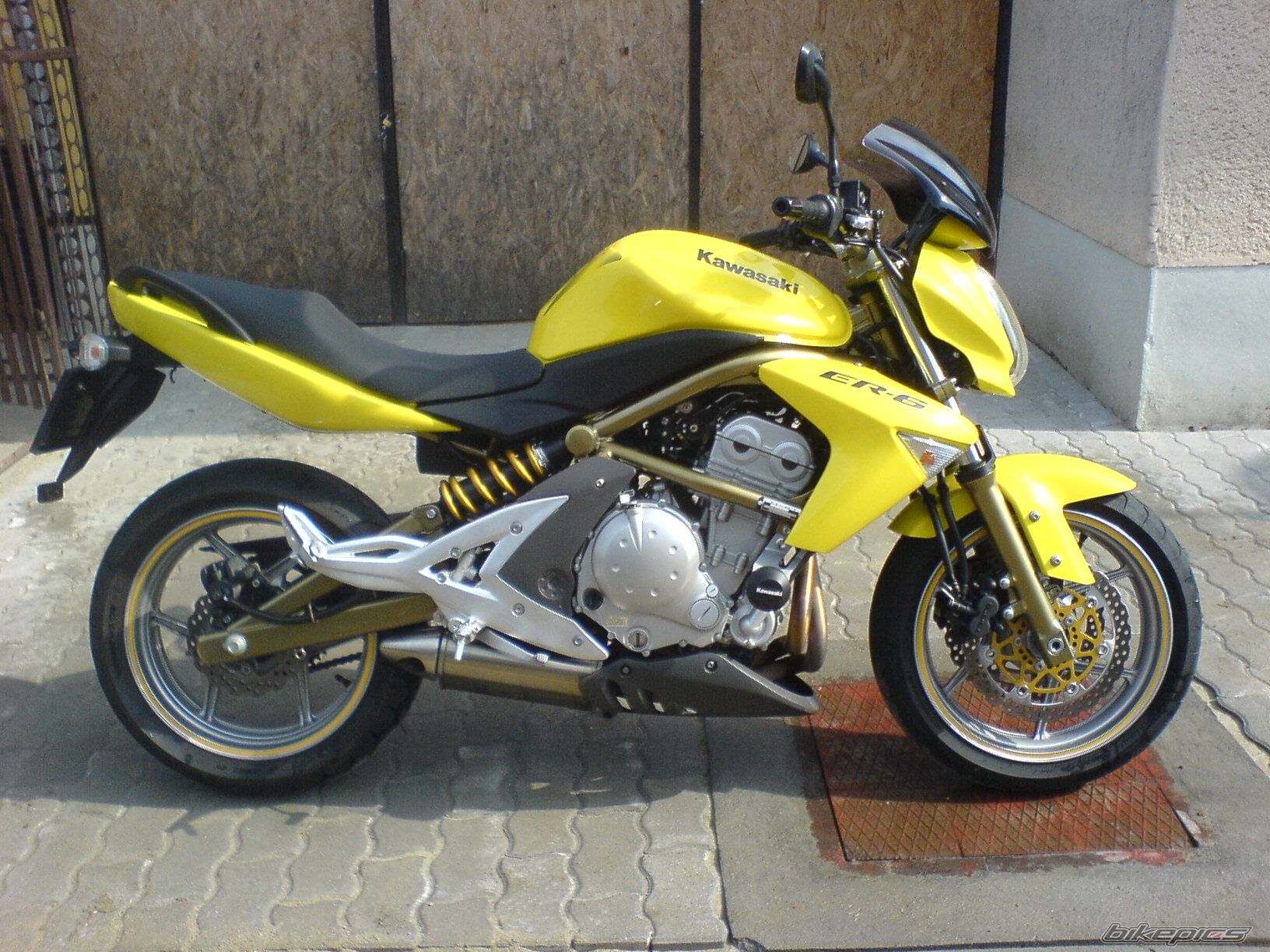 Photo 692009