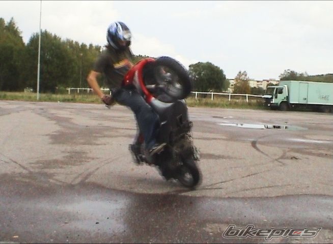 Photo 692090