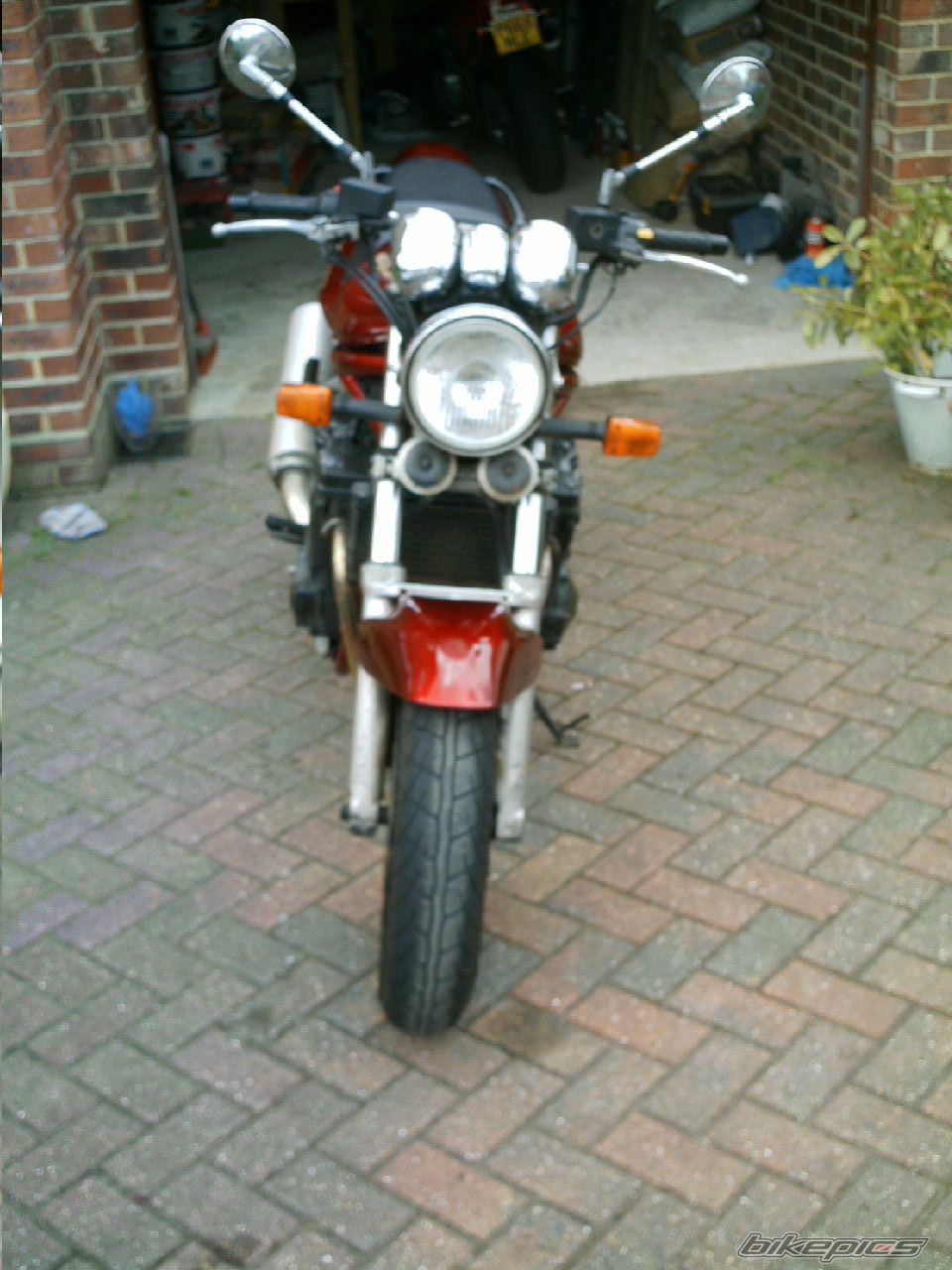 Photo 692617