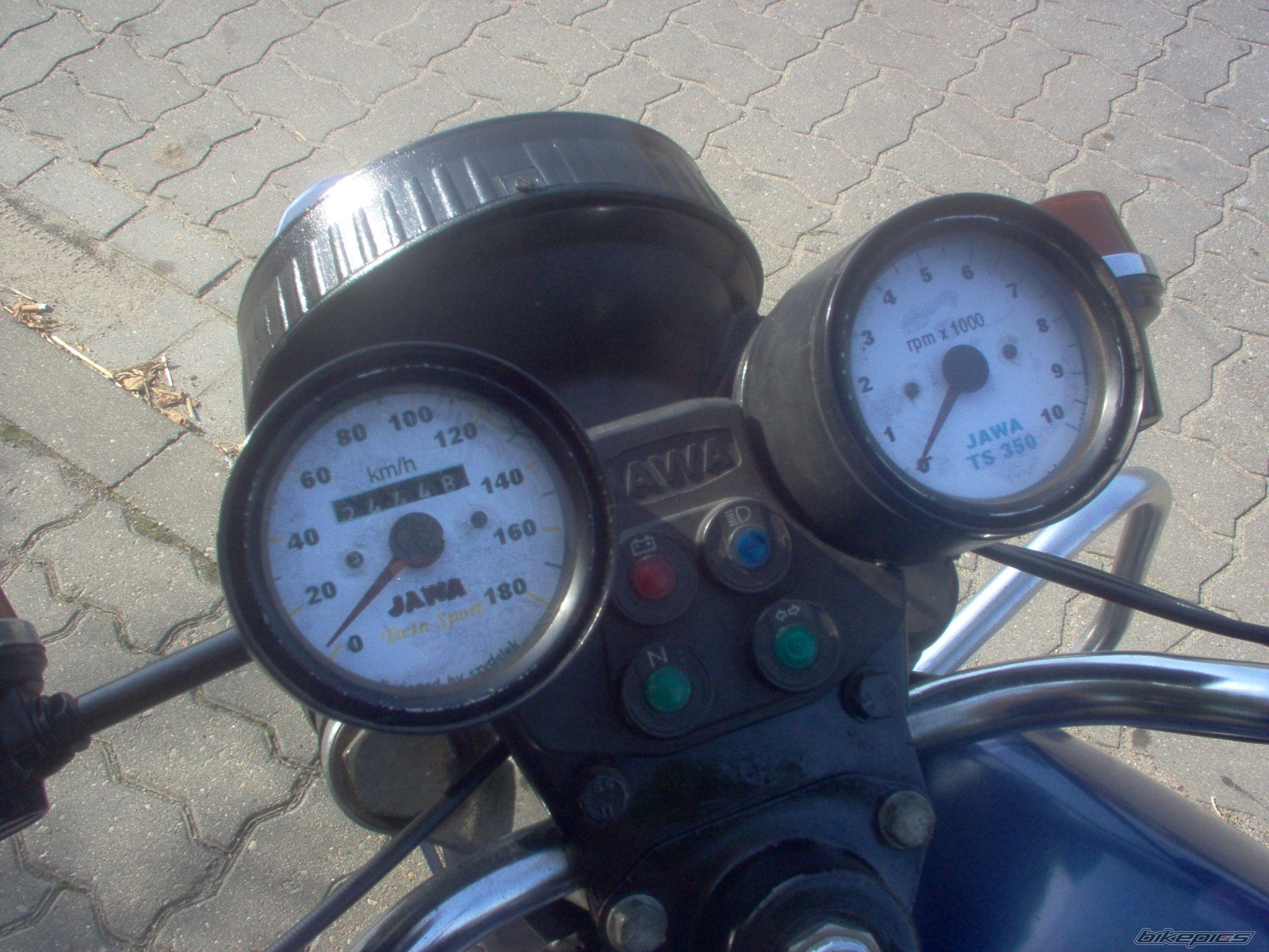 Photo 692650