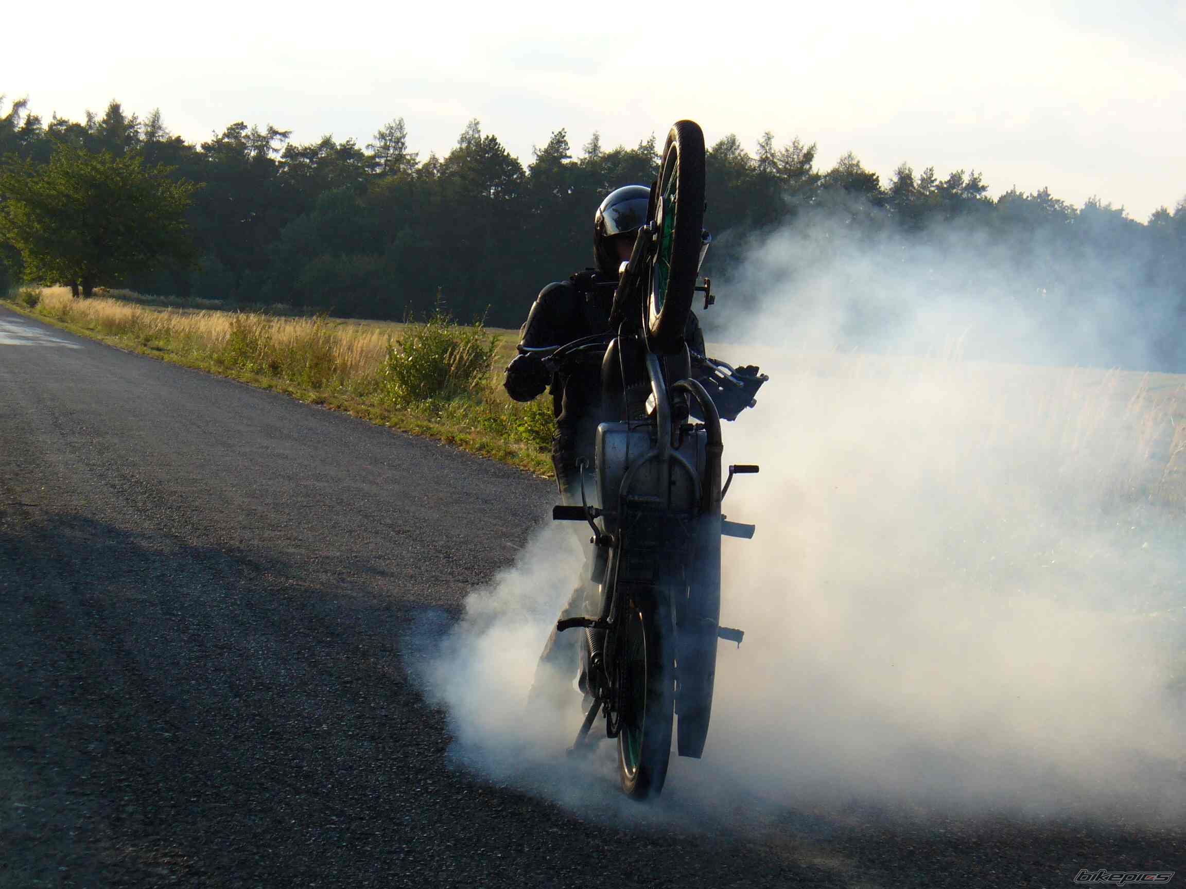 Bike Photo 692666