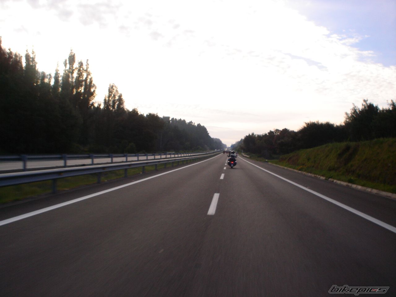 Photo 692982