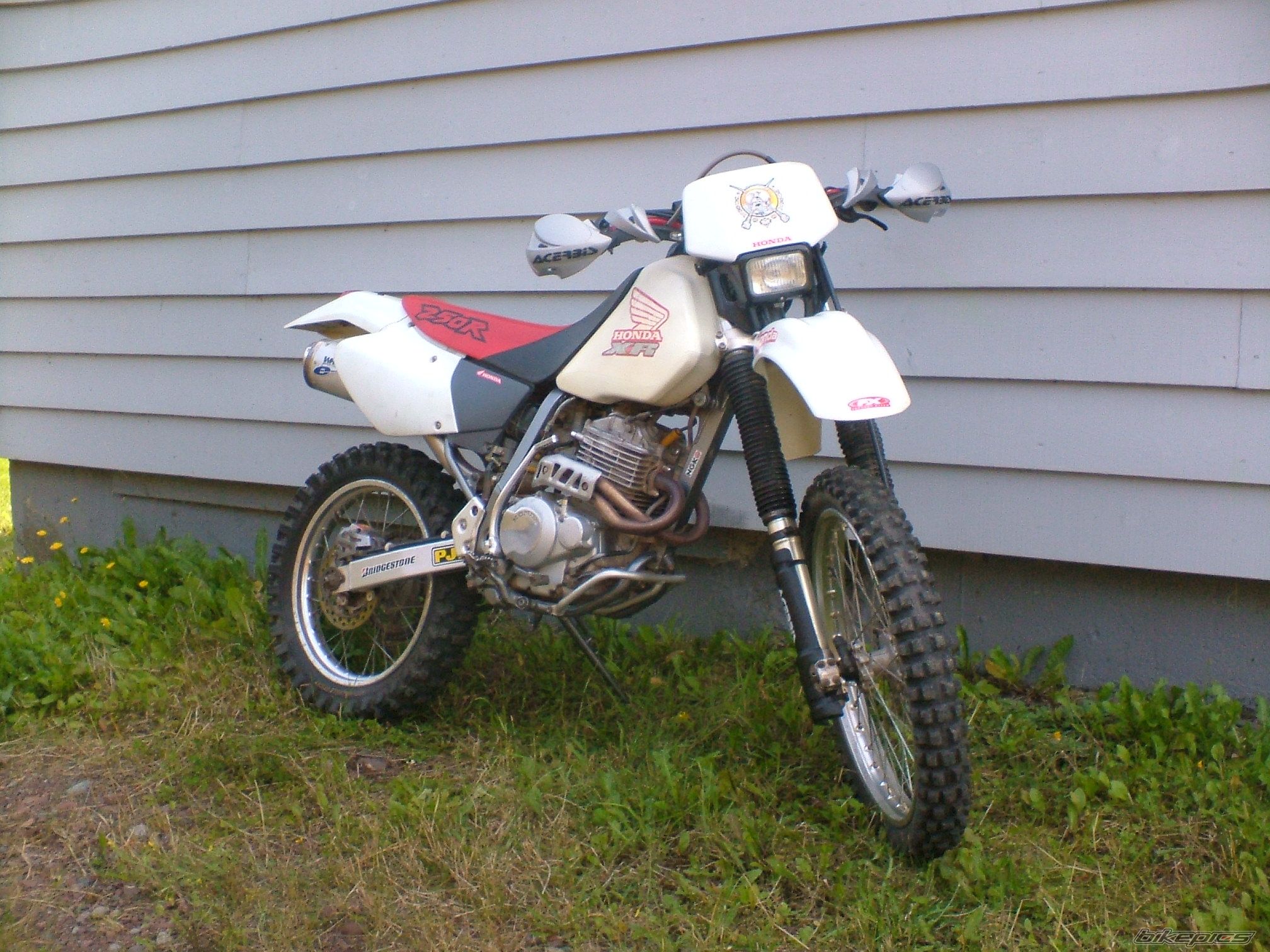Photo 693210