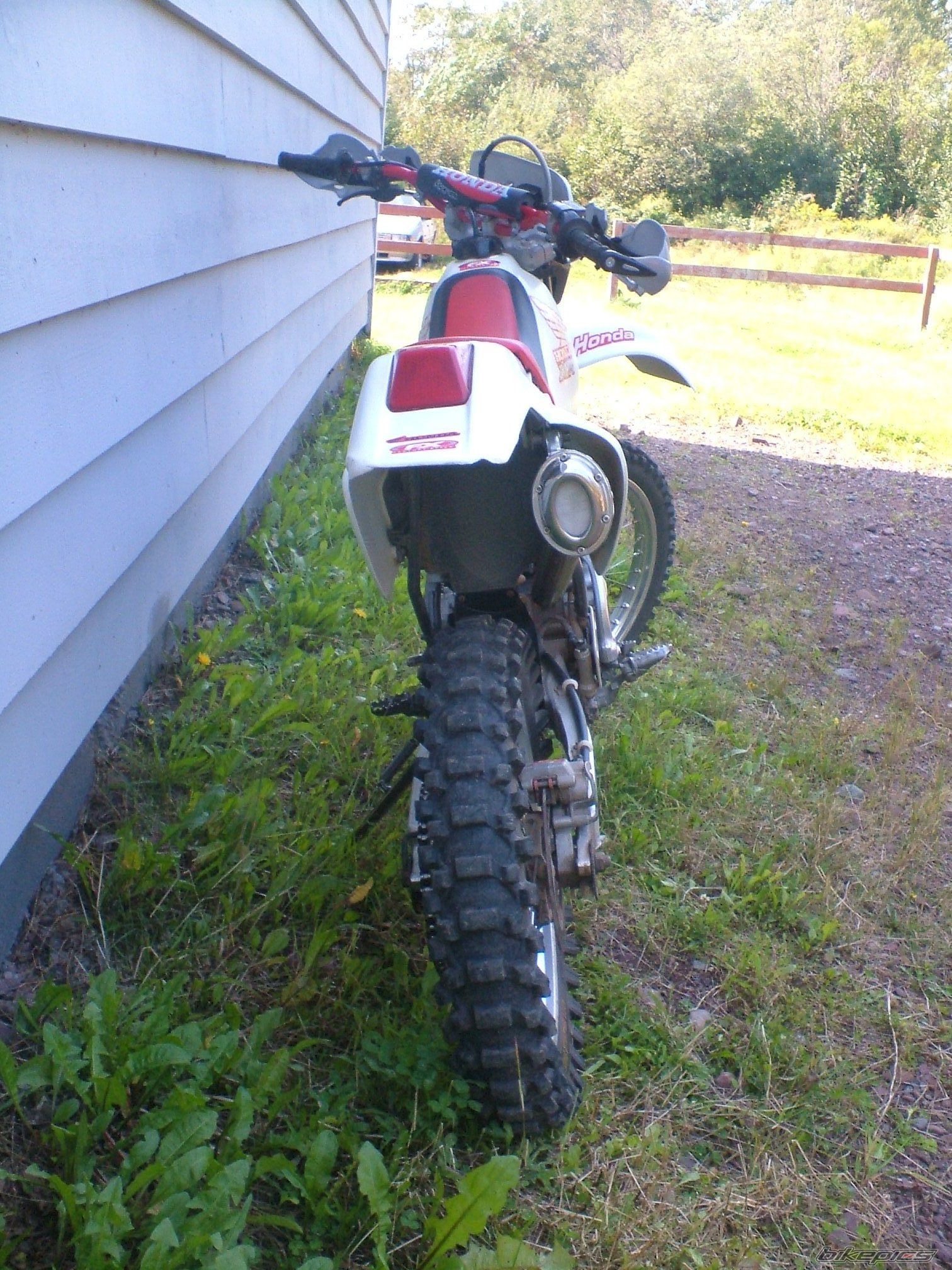 Photo 693211