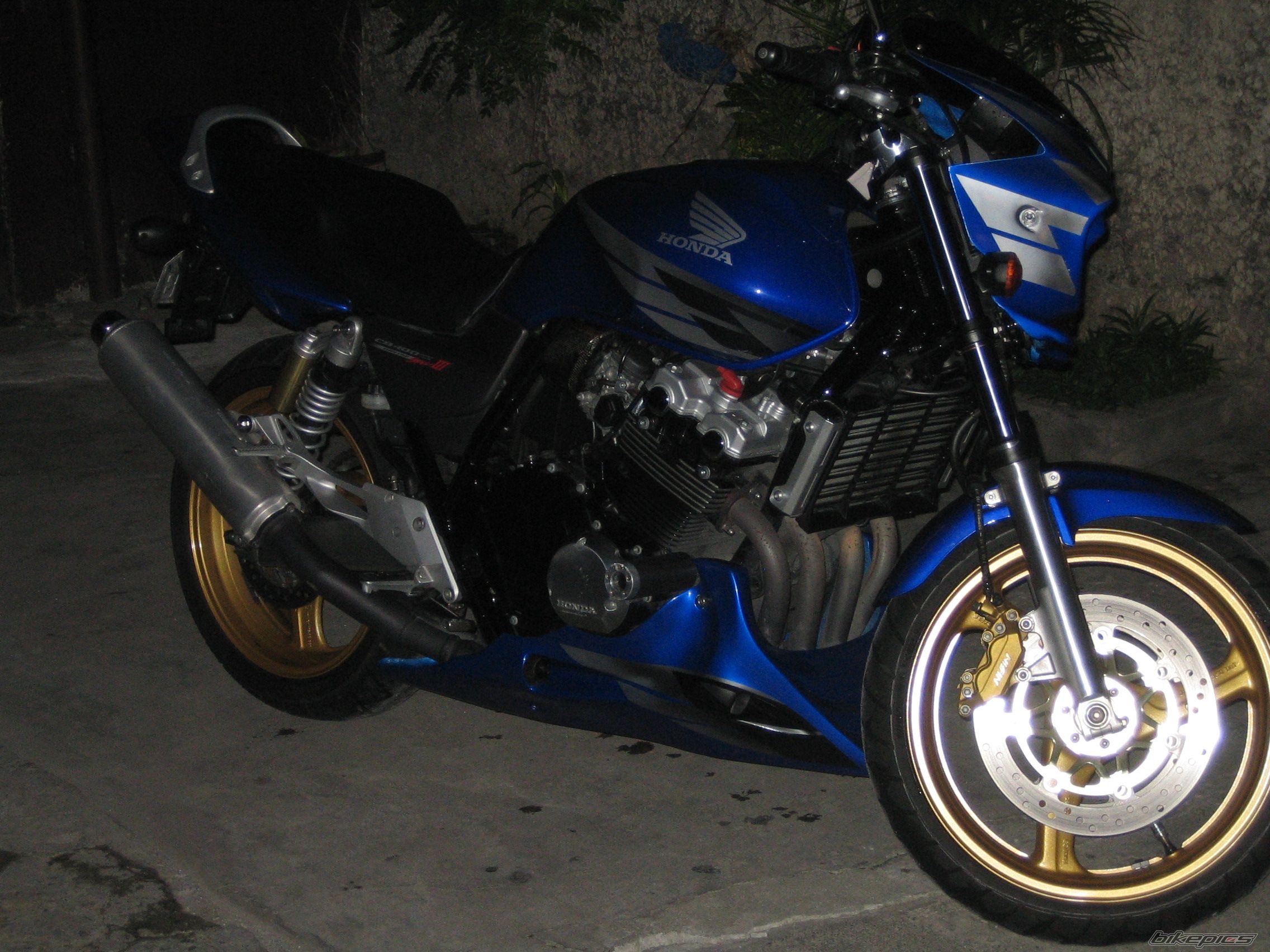 Photo 693637