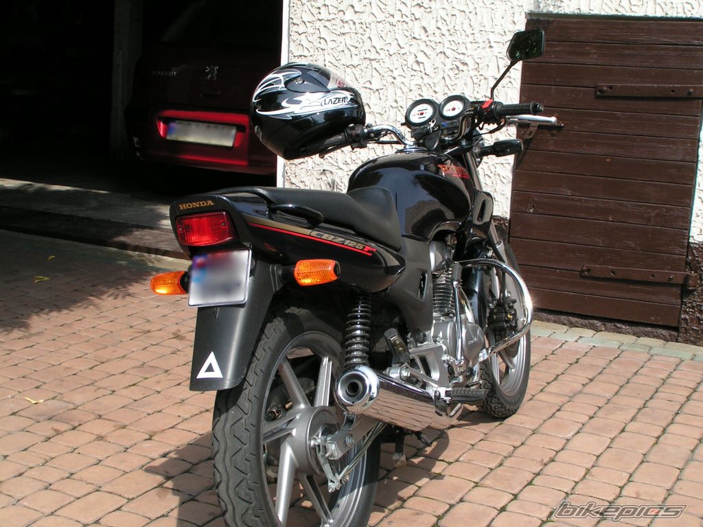 Photo 693661