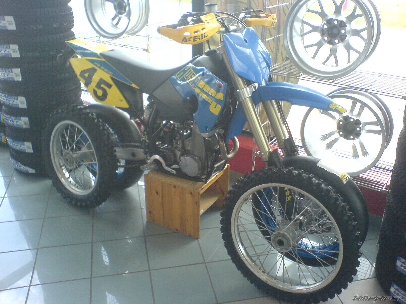 Bike Photo 693771