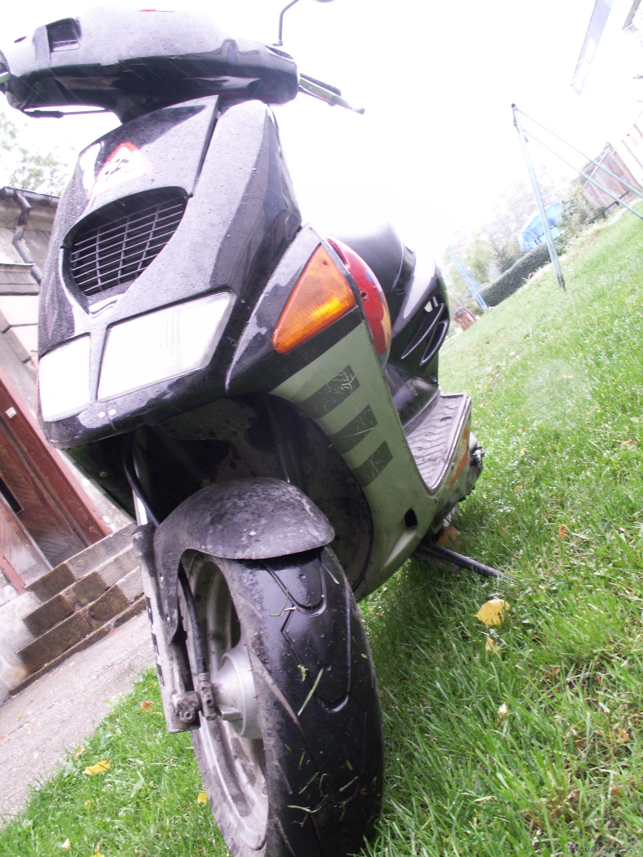 Photo 693848