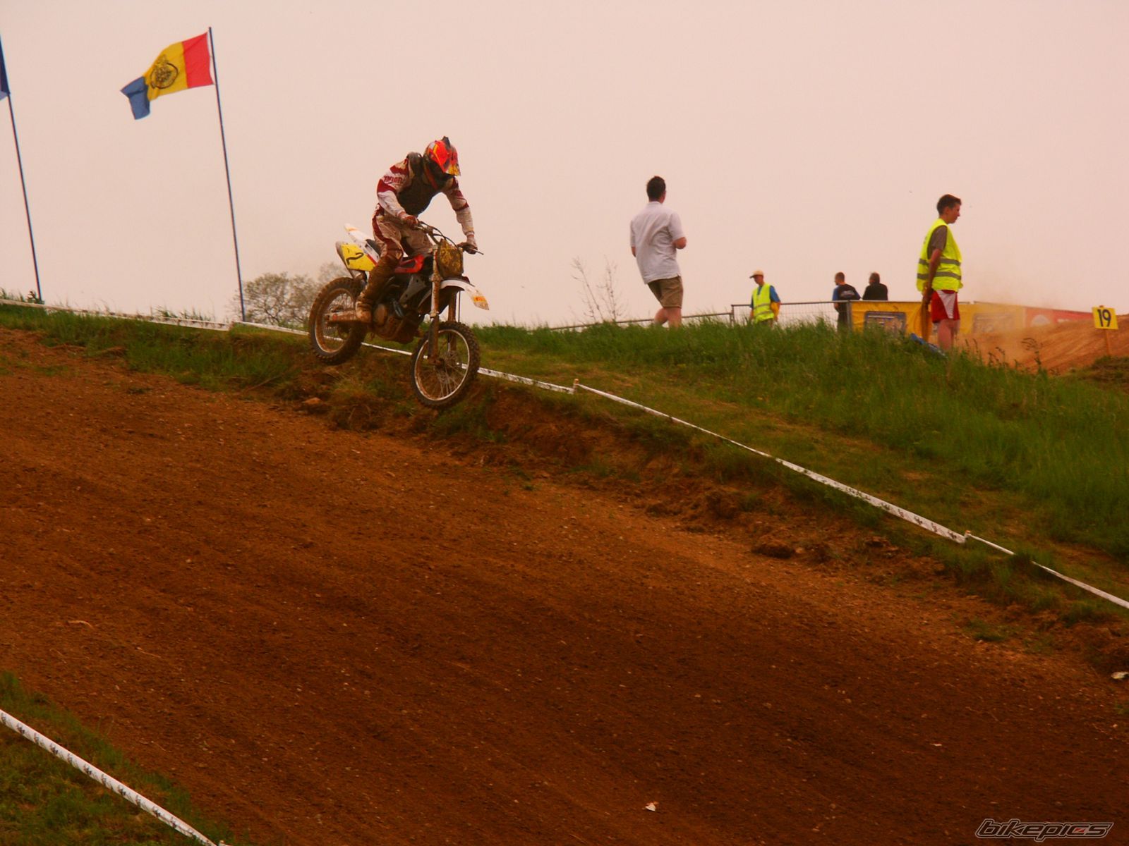Photo 693870