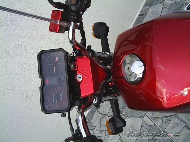 Photo 694659