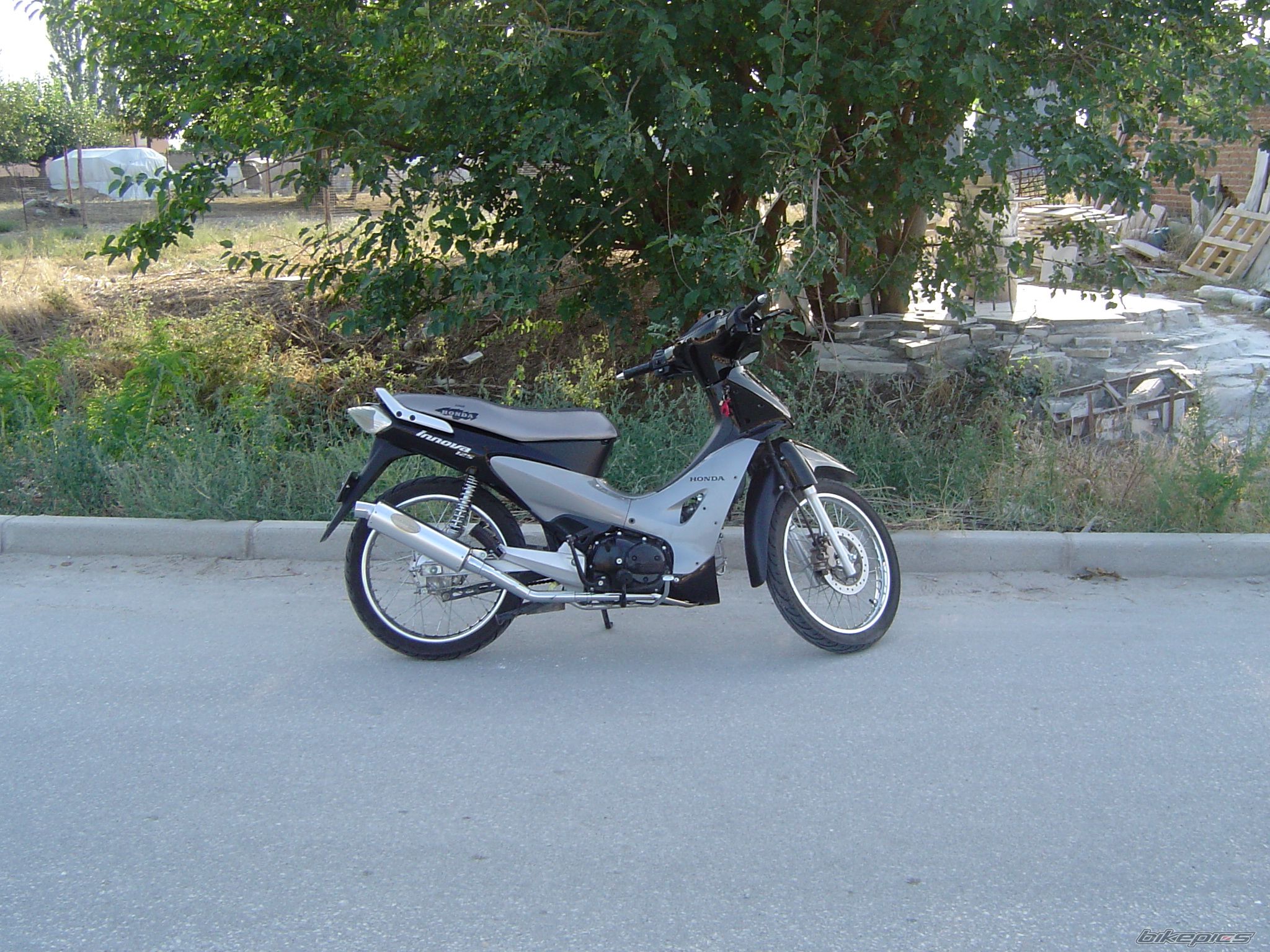 Bike Photo 694878