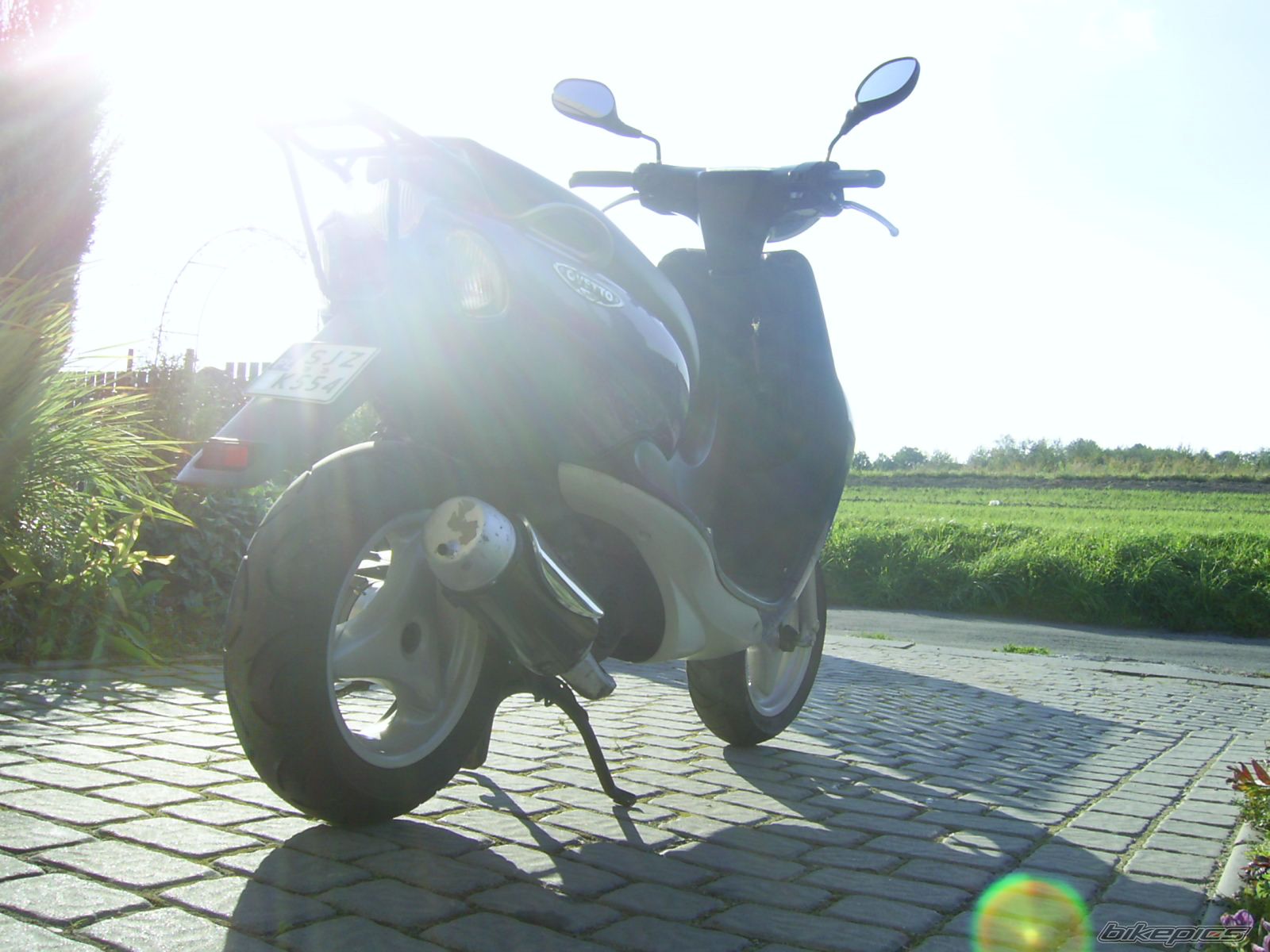 Photo 694992