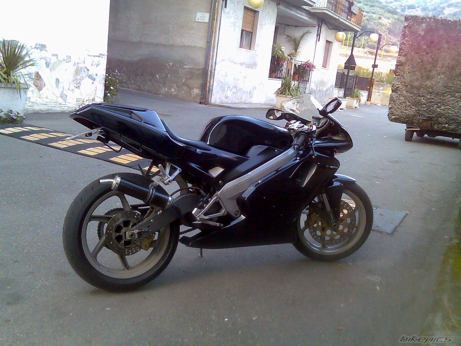 Bike Photo 695040