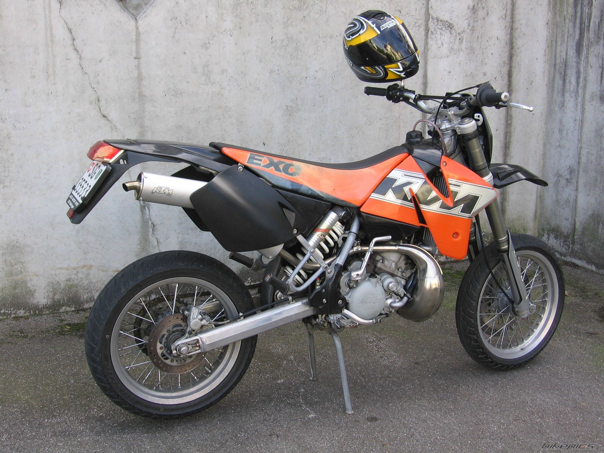 Bike Photo 695102