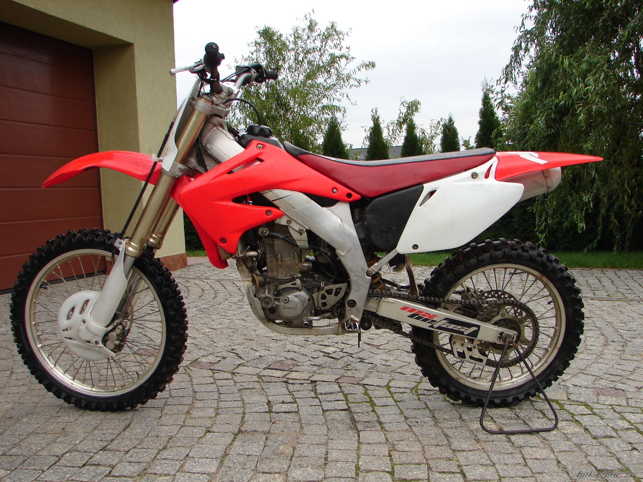 Bike Photo 695111