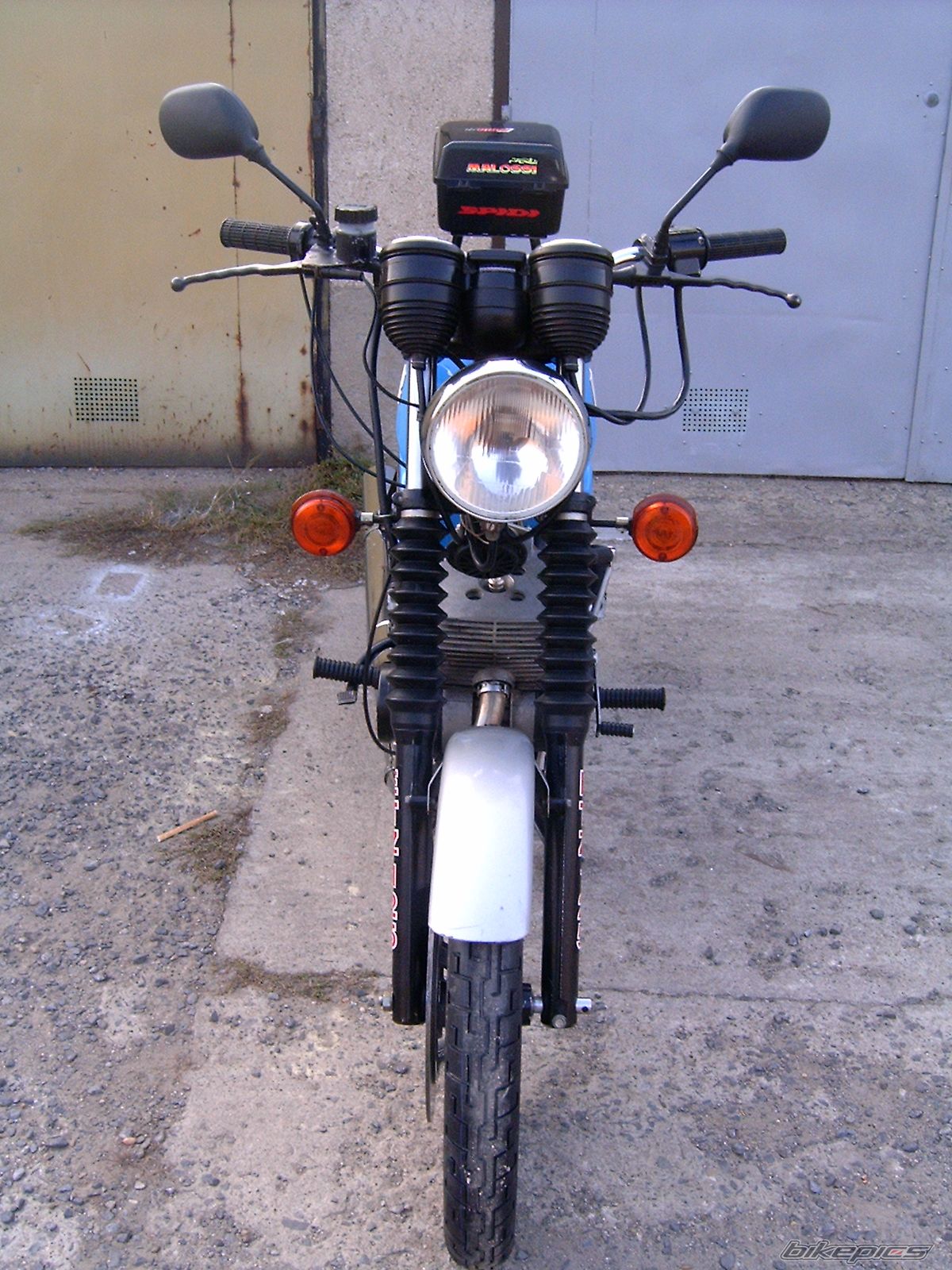 Photo 695273
