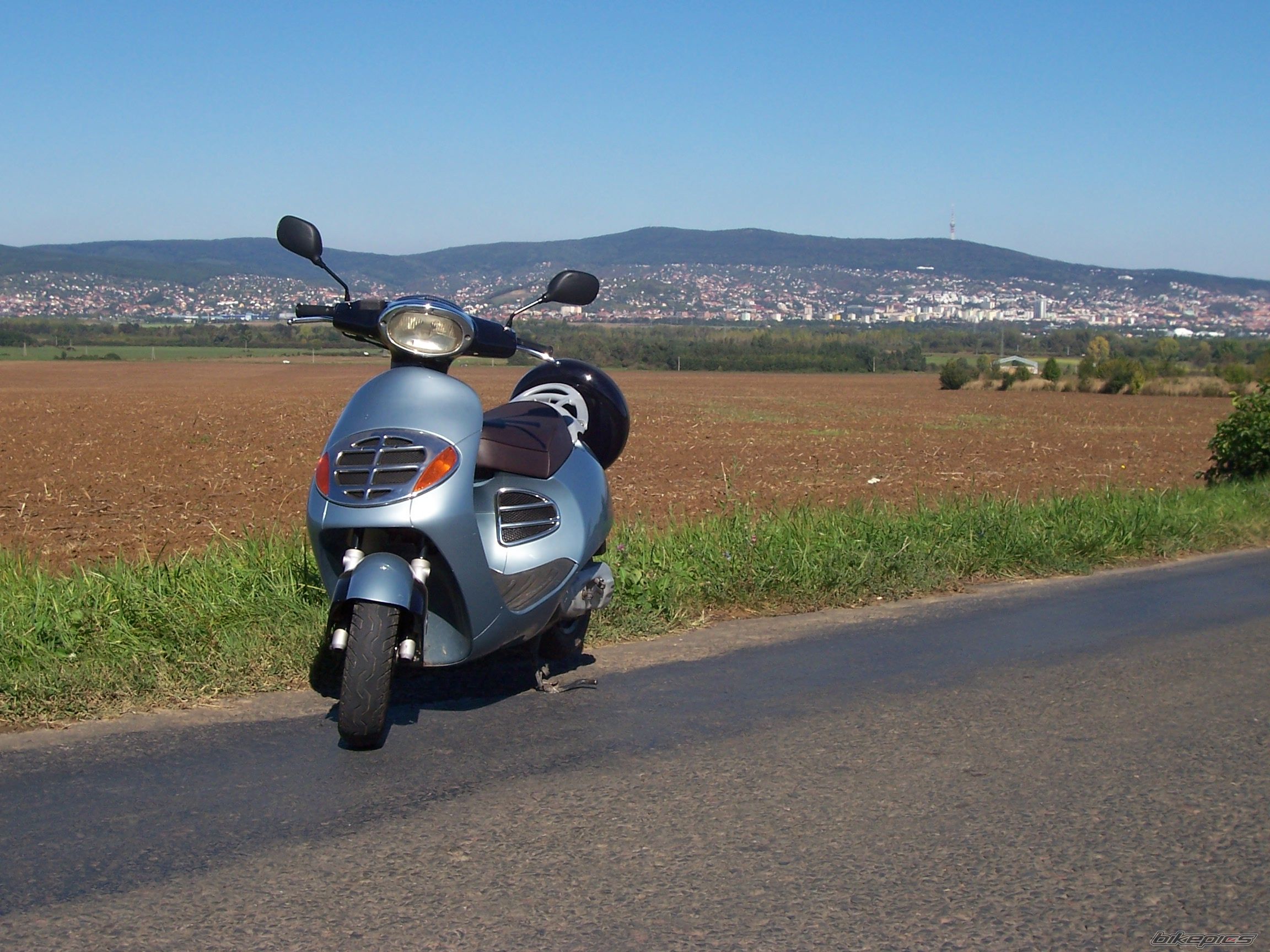 Bike Photo 695276