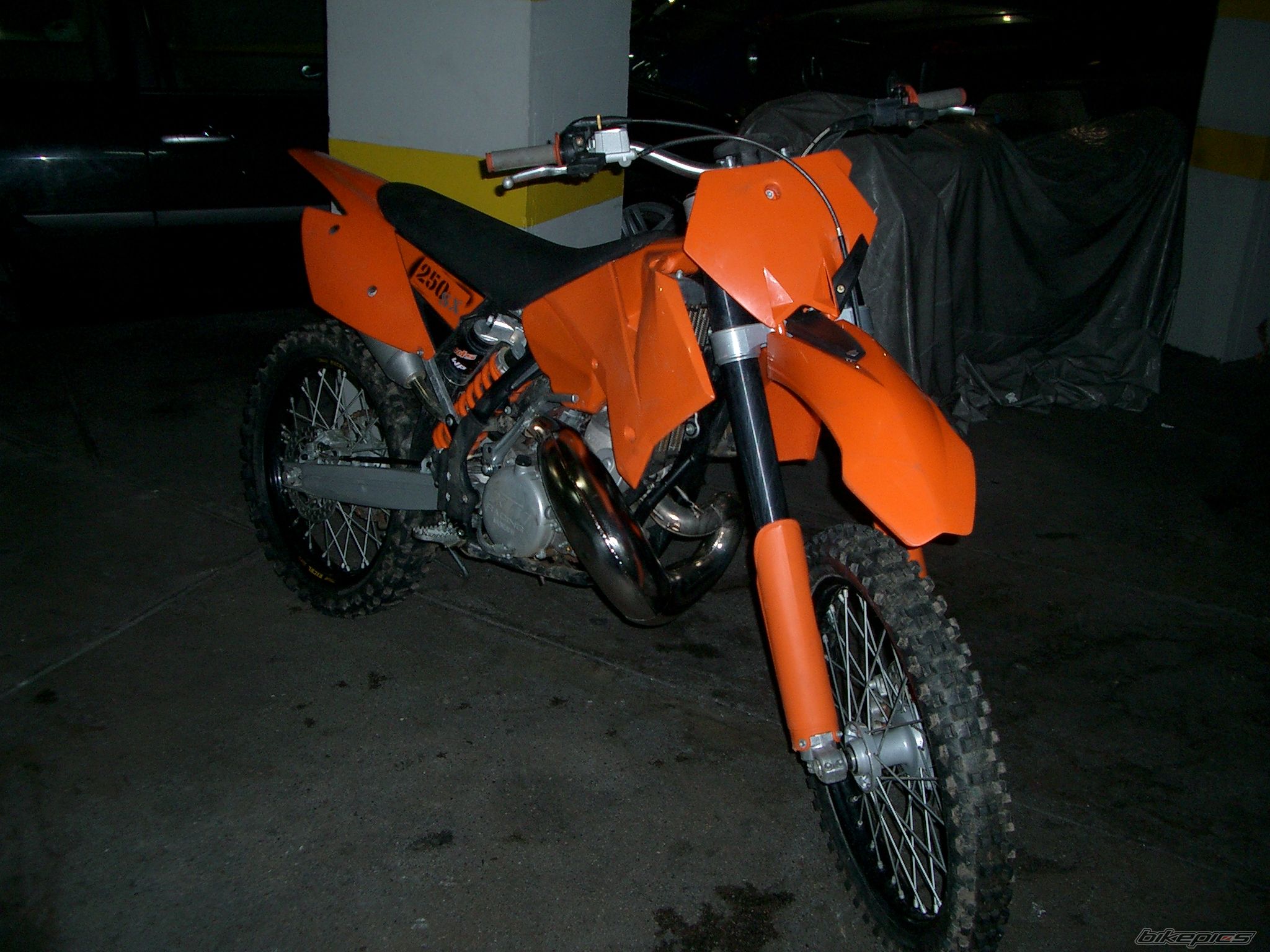 Bike Photo 695408