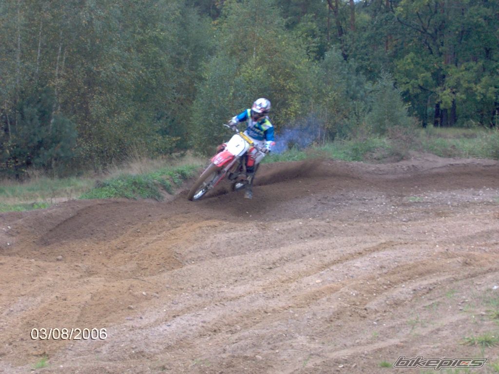 Photo 695716