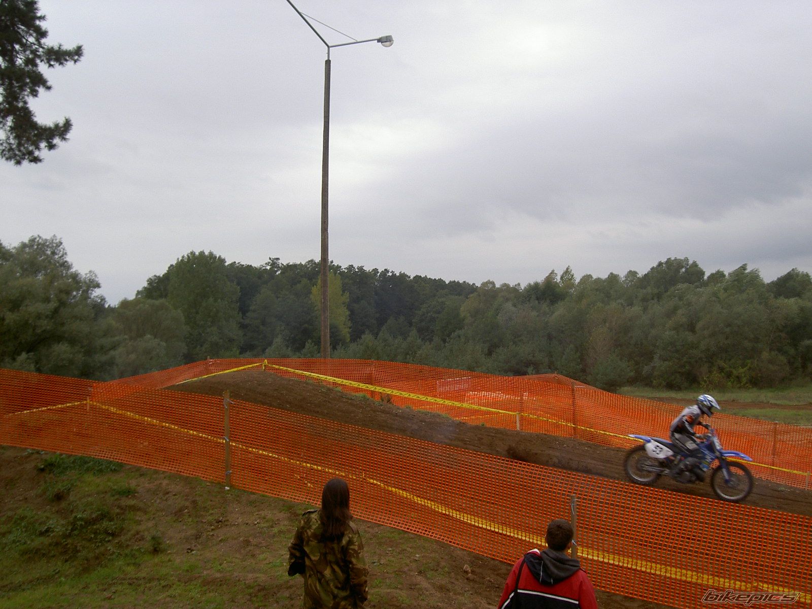 Photo 695858