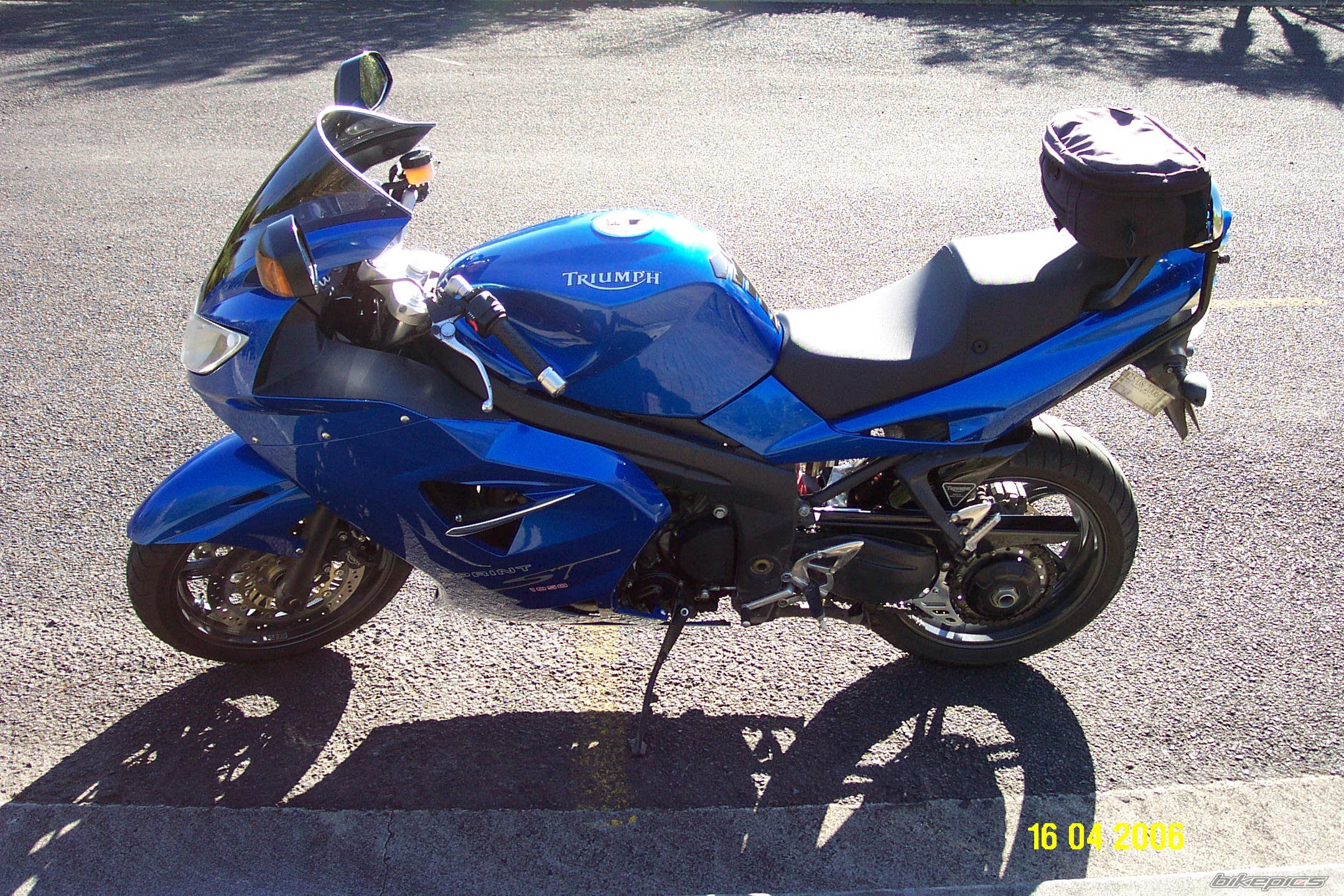 Photo 696215