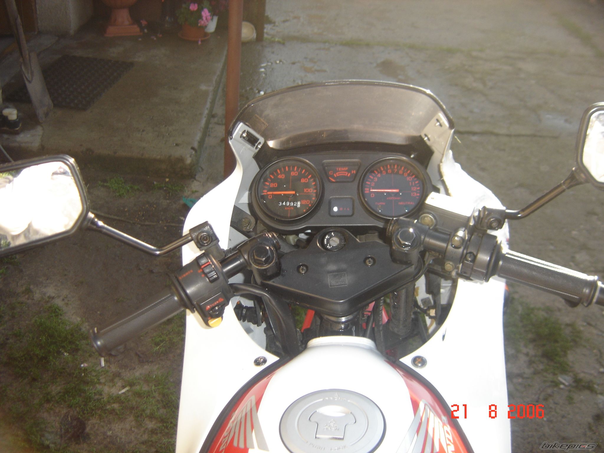 Photo 696394