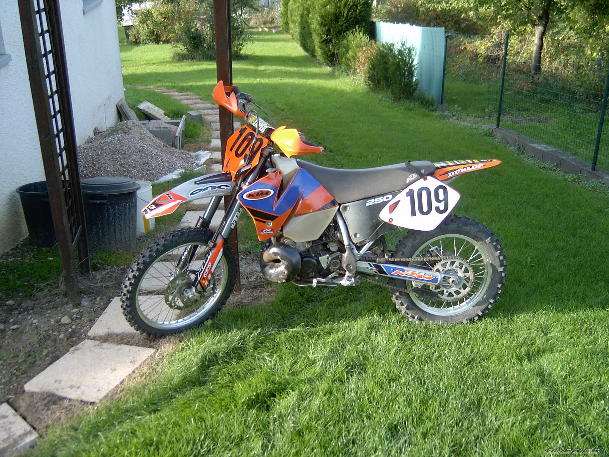 Photo 696671