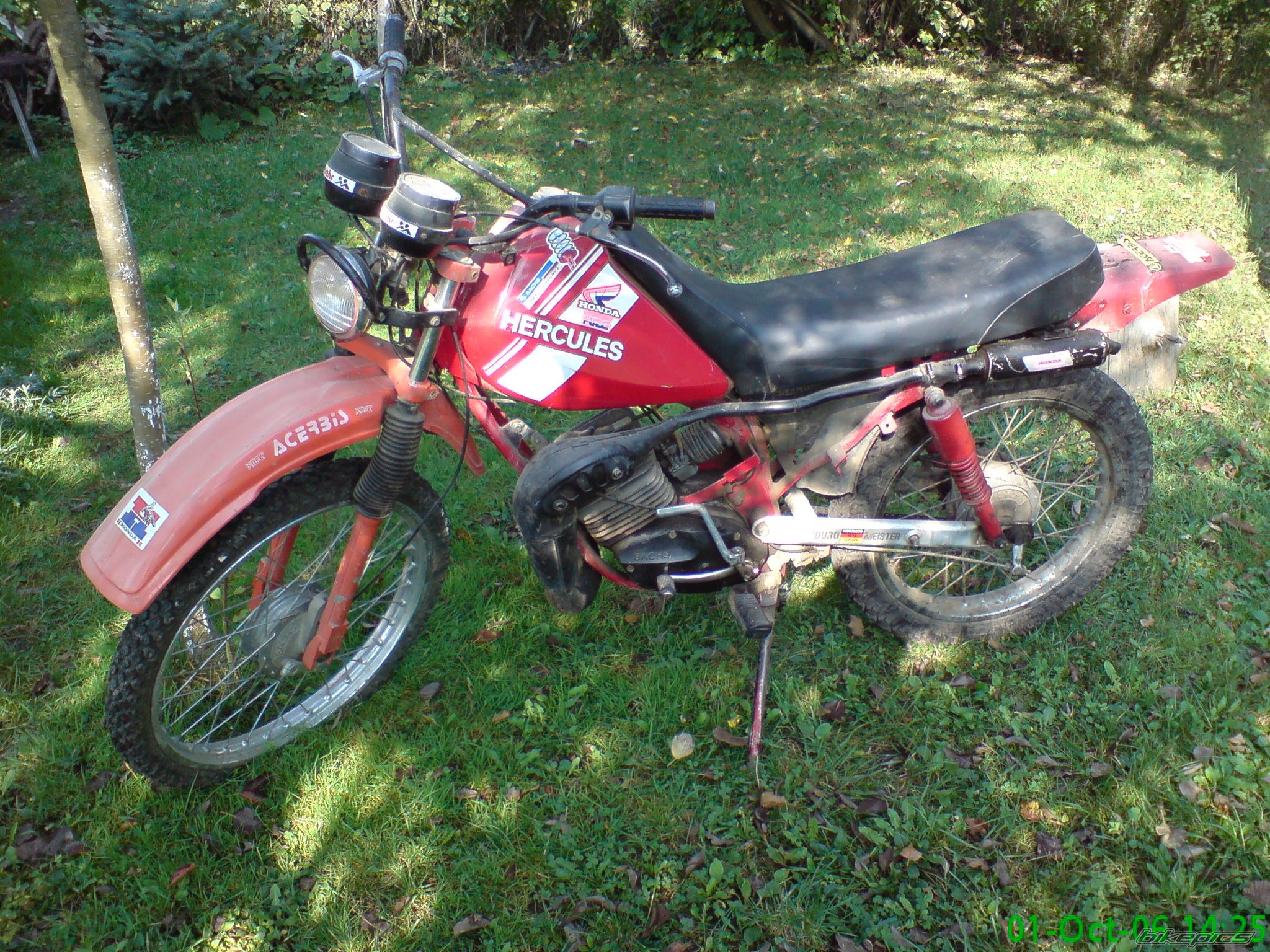 Photo 696711