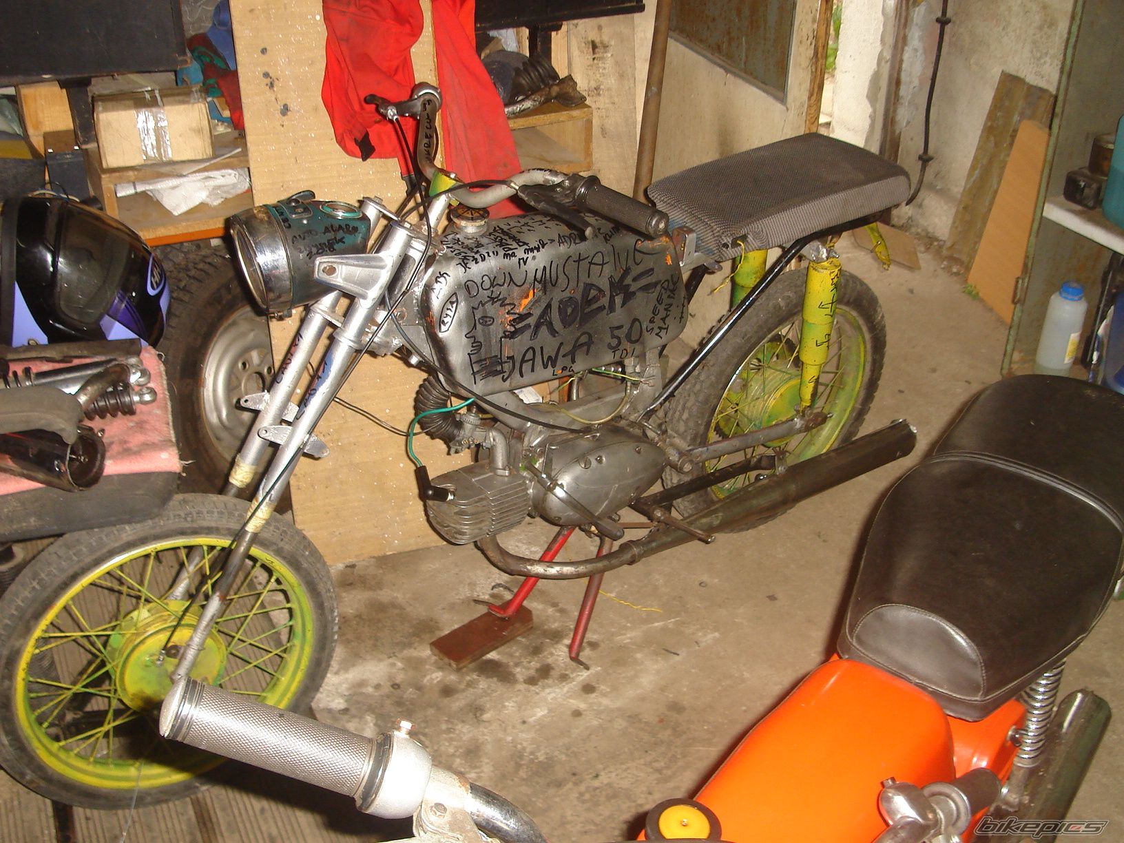 Bike Photo 696740