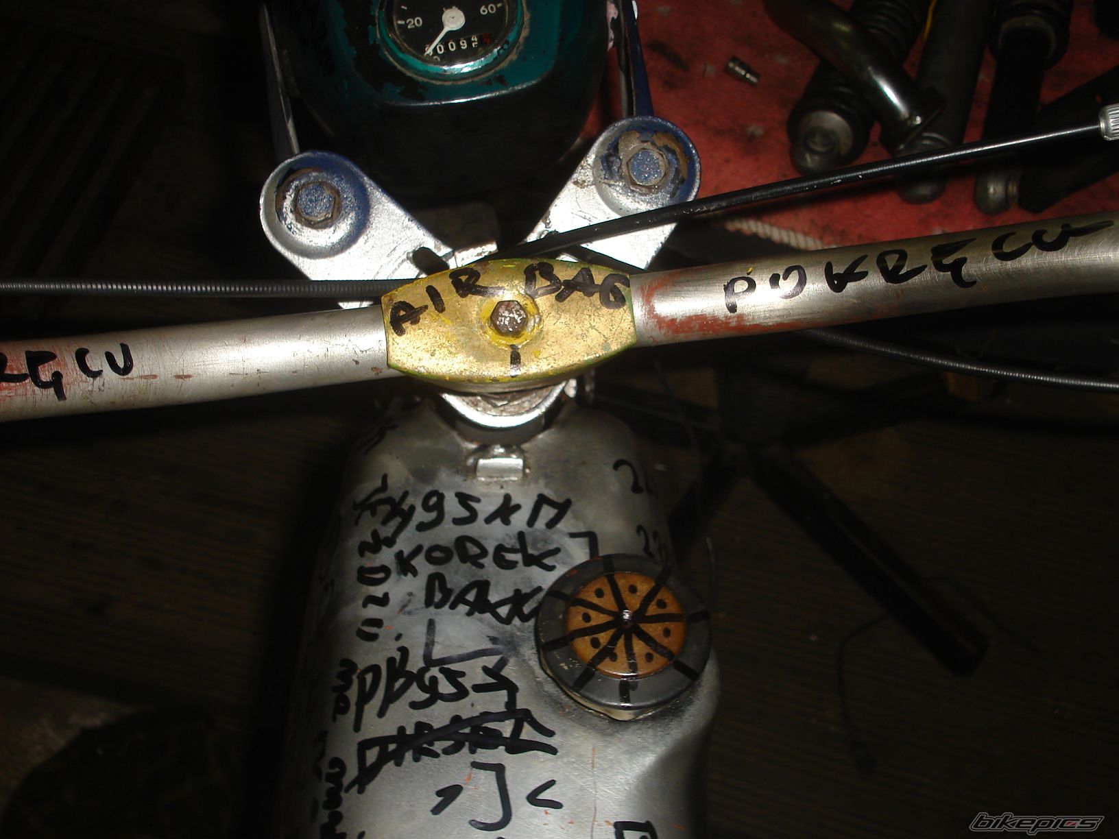 Bike Photo 696747