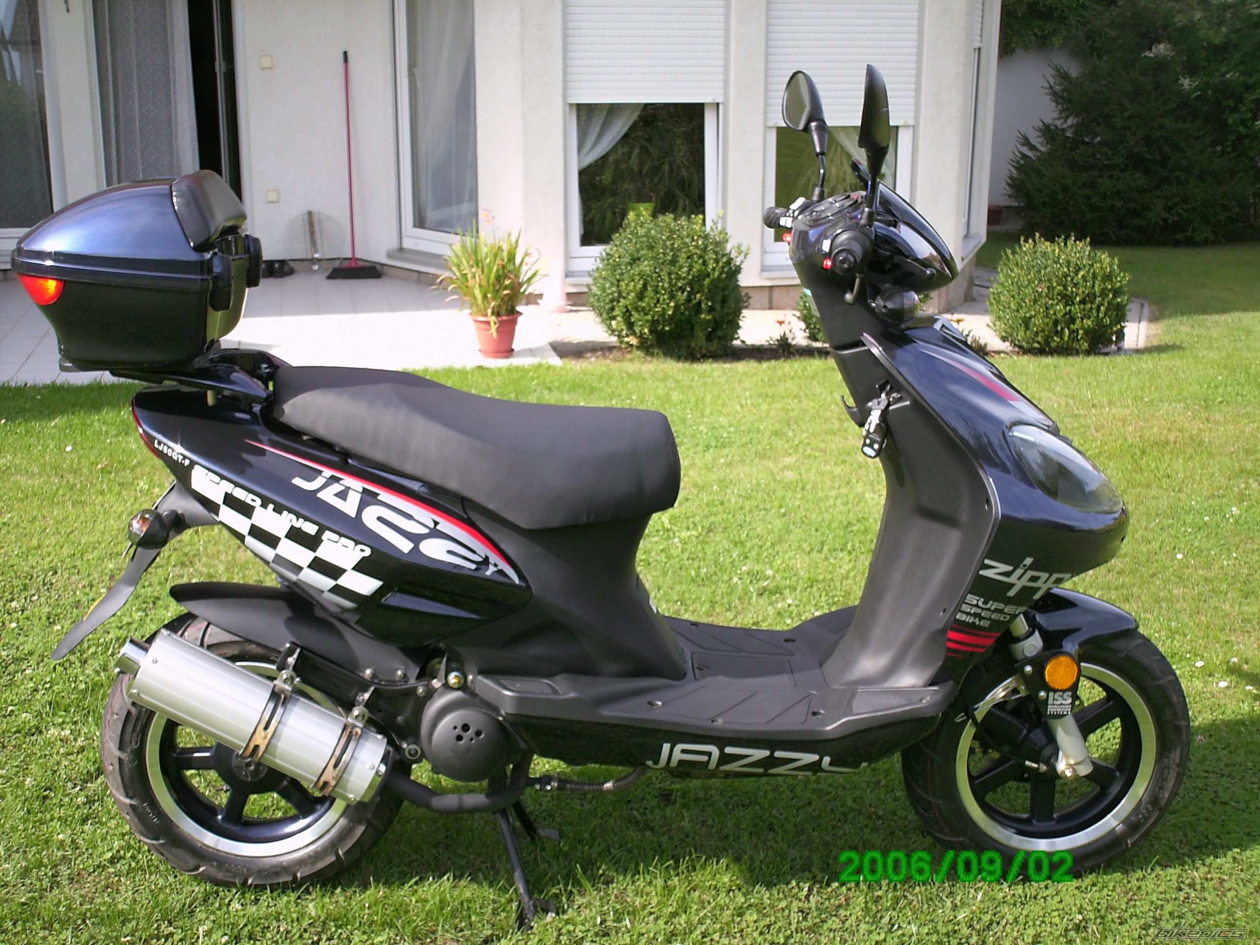 Bike Photo 696803