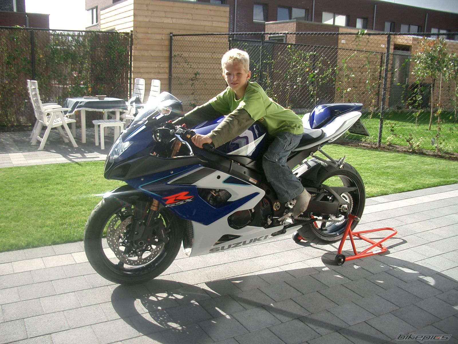 Bike Photo 696804