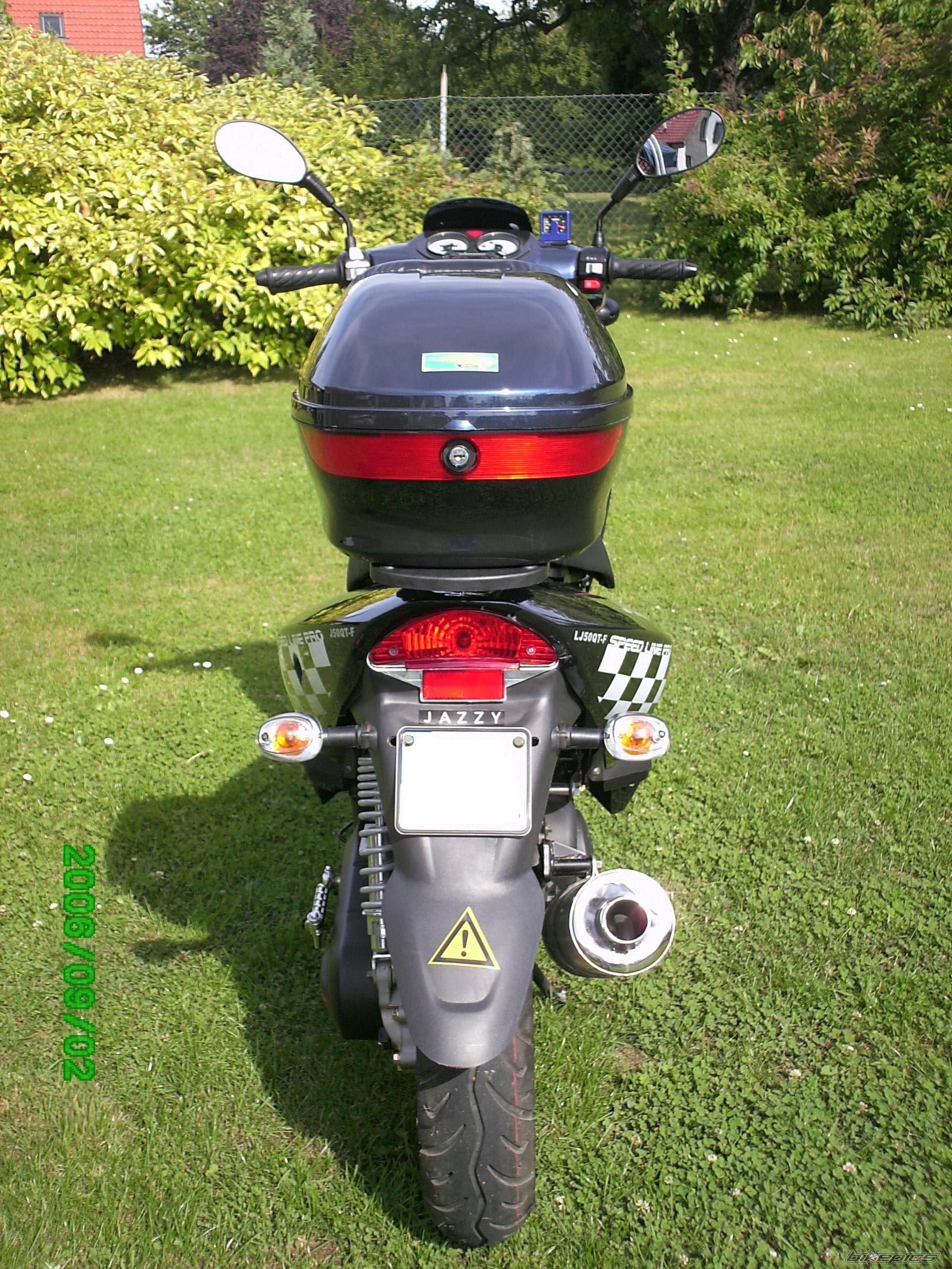 Bike Photo 696818