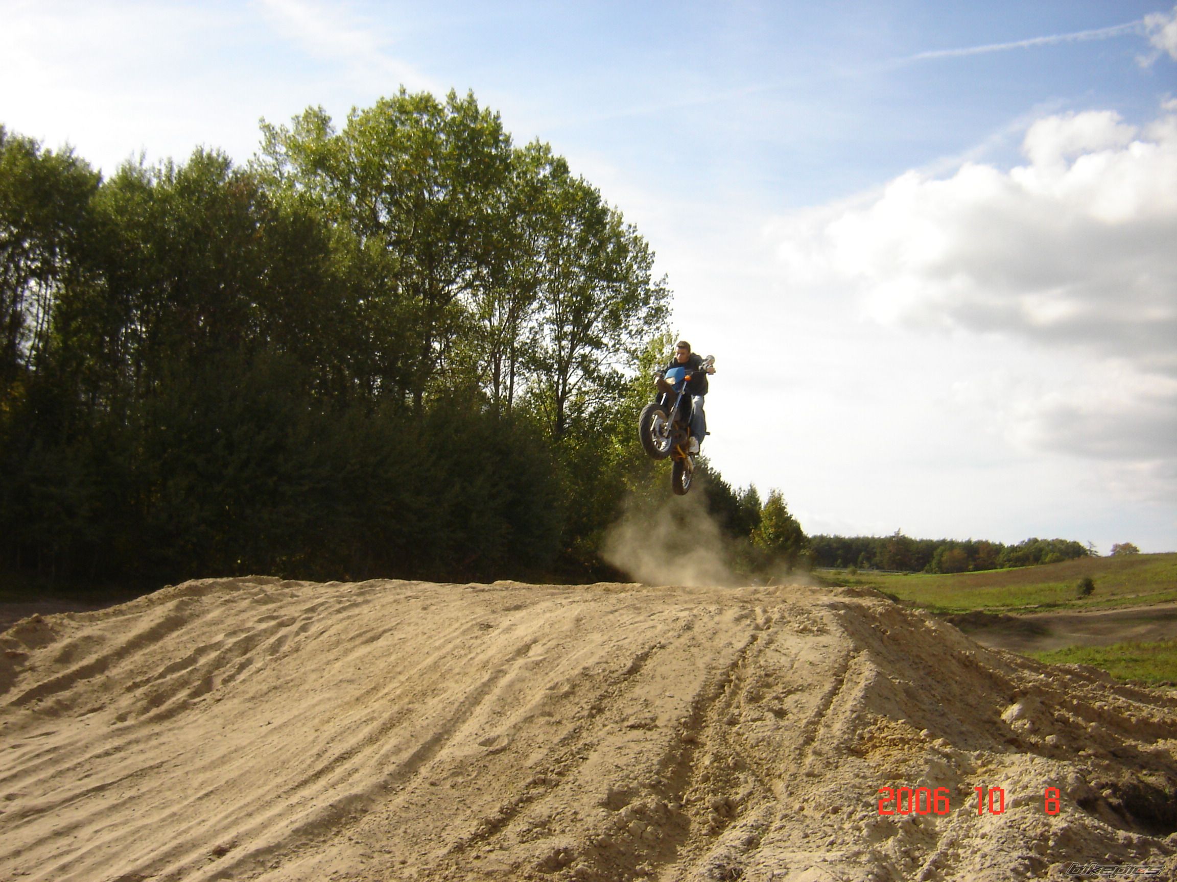 Photo 696830